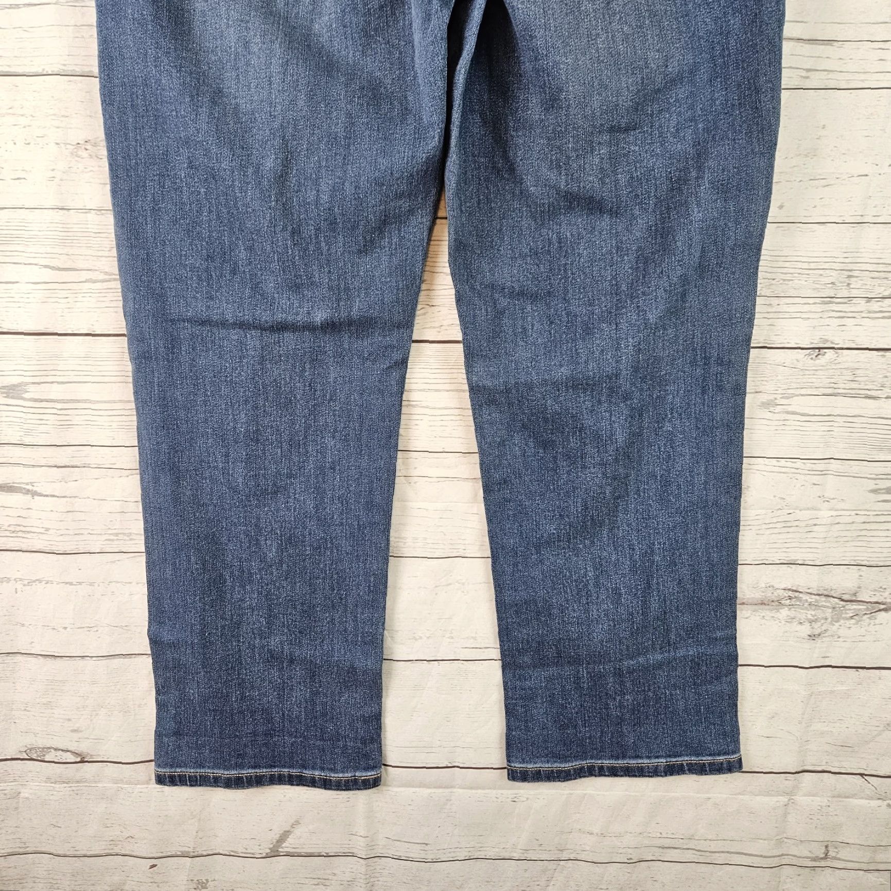 Vintage Liverpool Jeans Womens Sz 10 Blue Distressed Crop Boyfriend Mid Rise Size 32" / US 10 / IT 46 - 5 Thumbnail