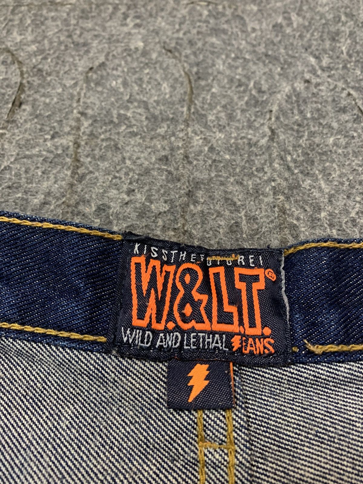 W&LT Hype W.&L.T Wildahd Lethal Trash Kiss The Future Denim Size US 33 - 9 Thumbnail