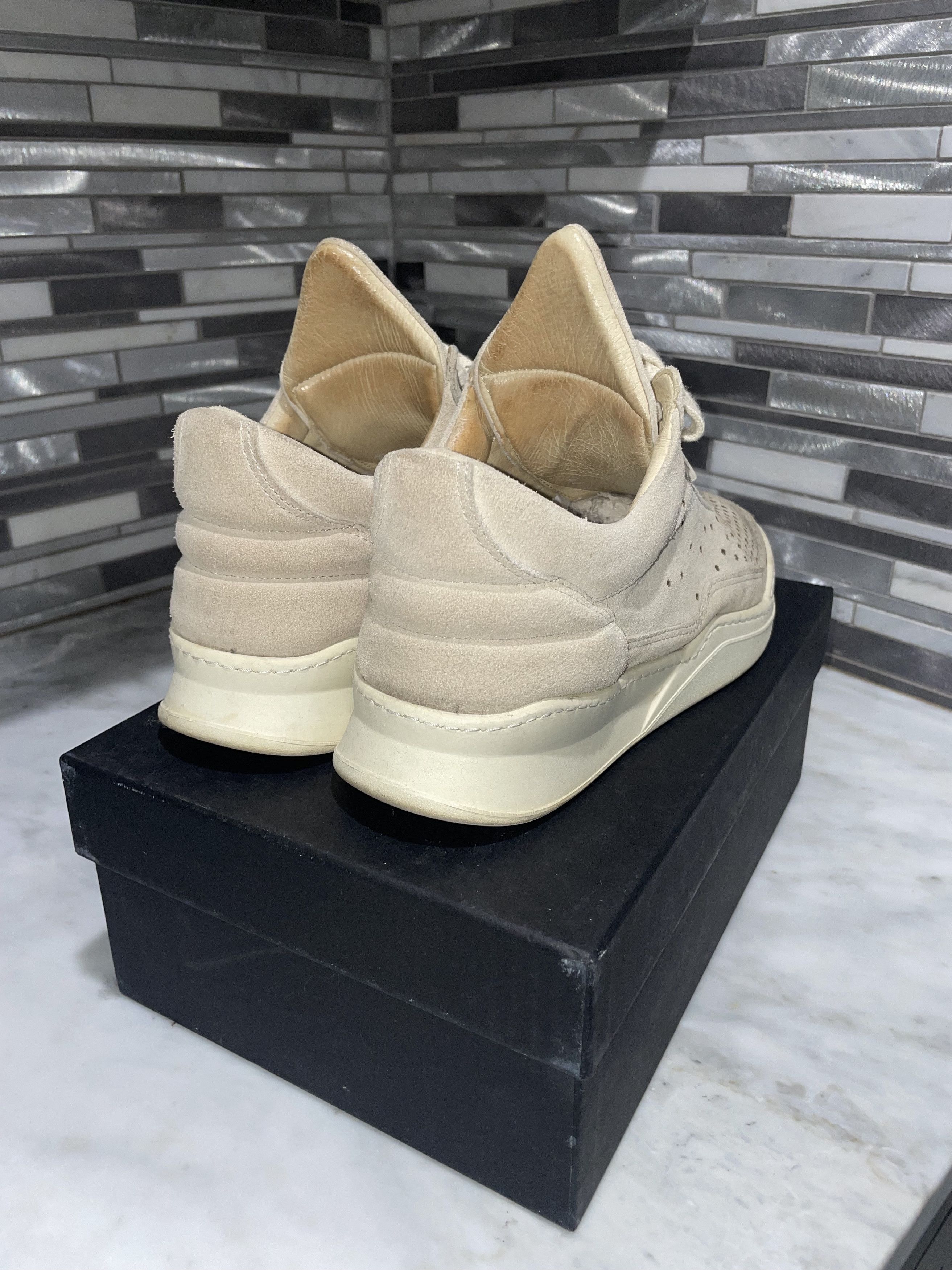 Filling Pieces Filling Pieces Gradient Perforated Low Top SS16 Size US 7 / EU 40 - 5 Thumbnail