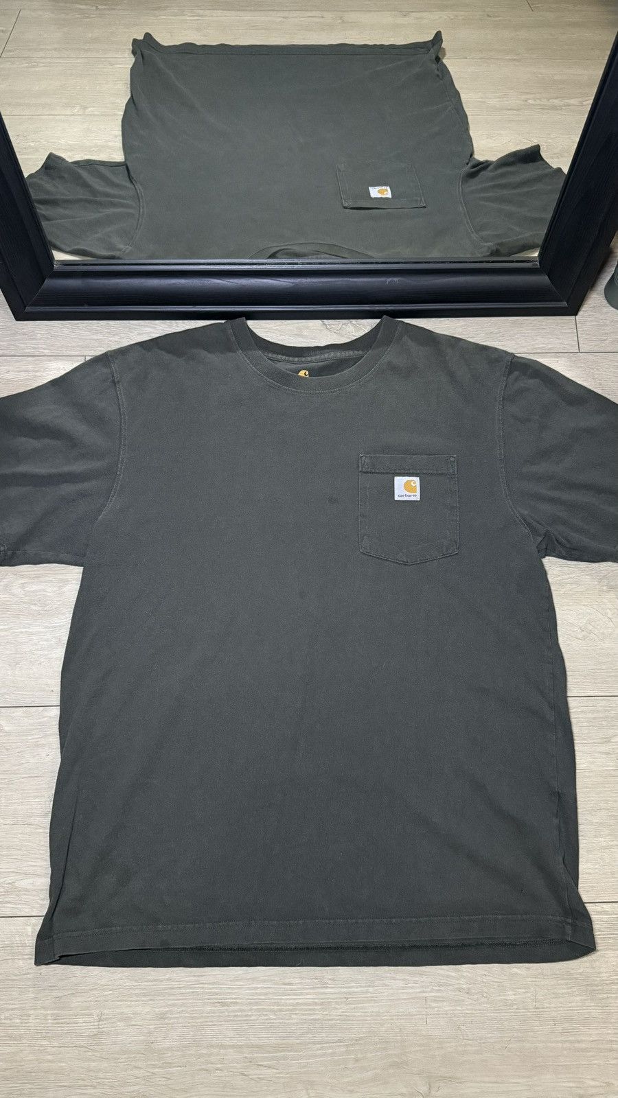 Carhartt Vintage / Y2K Carhartt Dark Green Pocket Tee Shirt Size US L / EU 52-54 / 3 - 1 Thumbnail