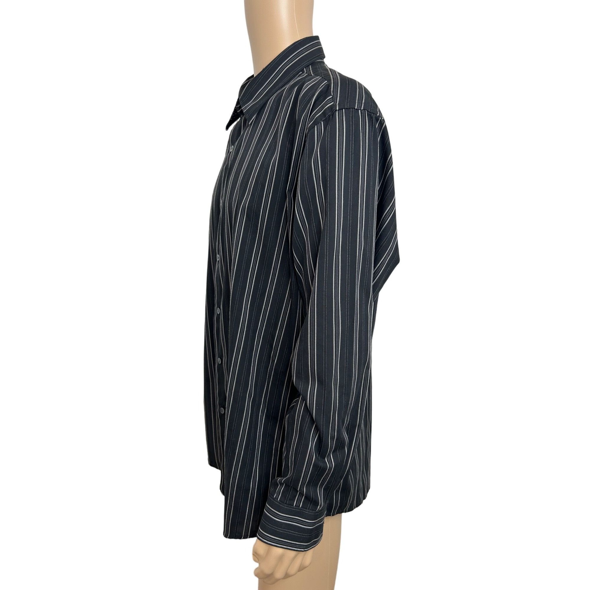 Van Heusen Van Heusen Men’s Button Up Shirt XL Black White Striped 17 - Size US XL / EU 56 / 4 - 2 Thumbnail