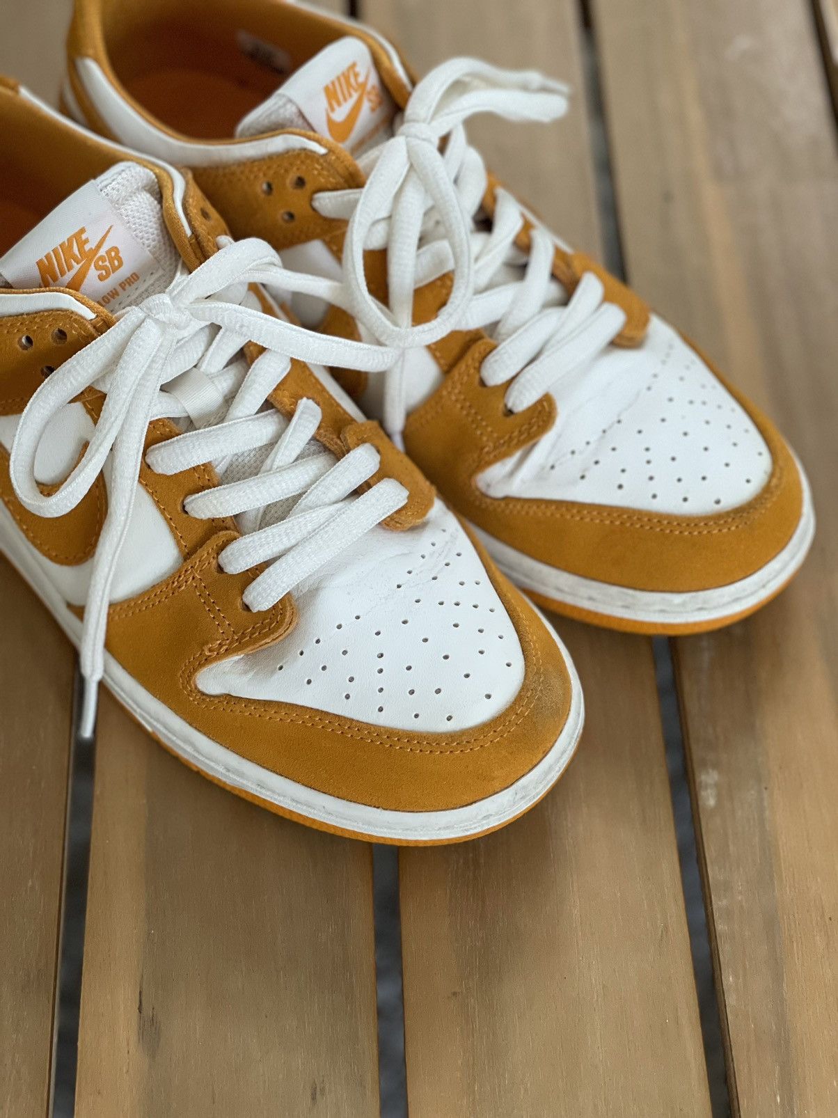 Nike Nike SB Dunk Low Size 7.5 Circuit Orange Size US 7.5 / EU 40-41 - 4 Thumbnail