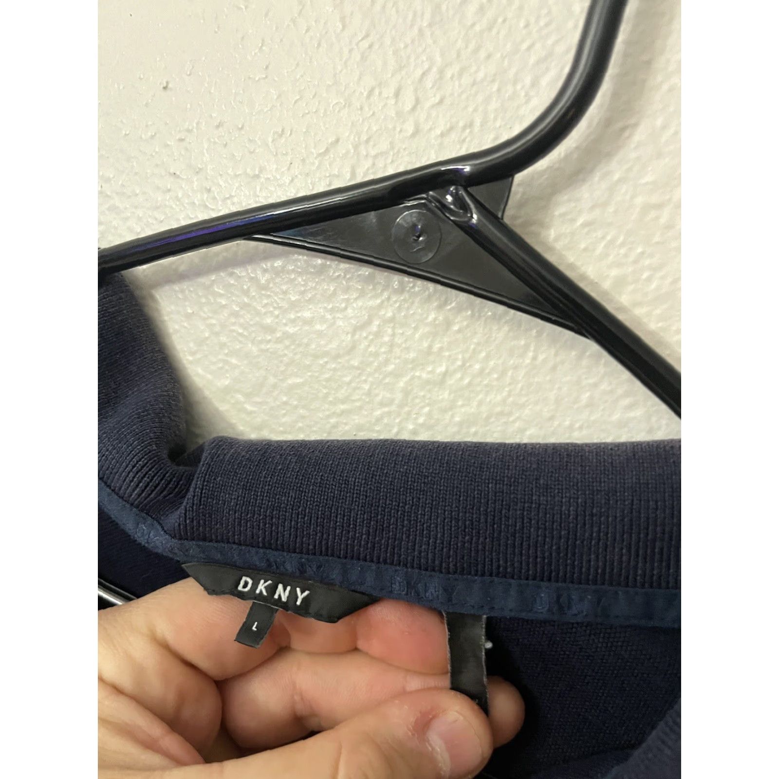 DKNY DKNY Men's Classic Short Sleeve Collared Lifestyle Polo Shirt Navy Blue Large Size US L / EU 52-54 / 3 - 2 Thumbnail