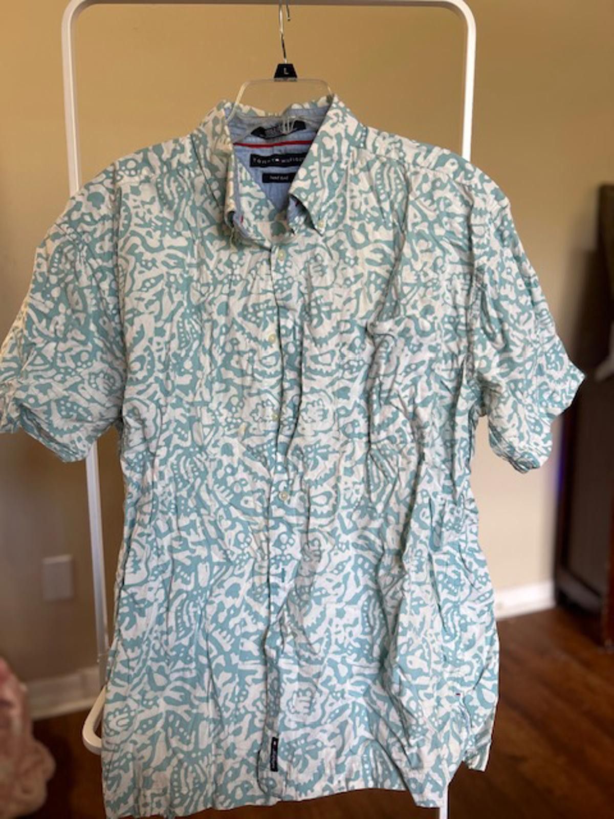 Tommy Hilfiger Tommy Hilfiger XL Hand Dyed Short Sleeve Button-Up Shirt Size US XL / EU 56 / 4 - 1 Thumbnail