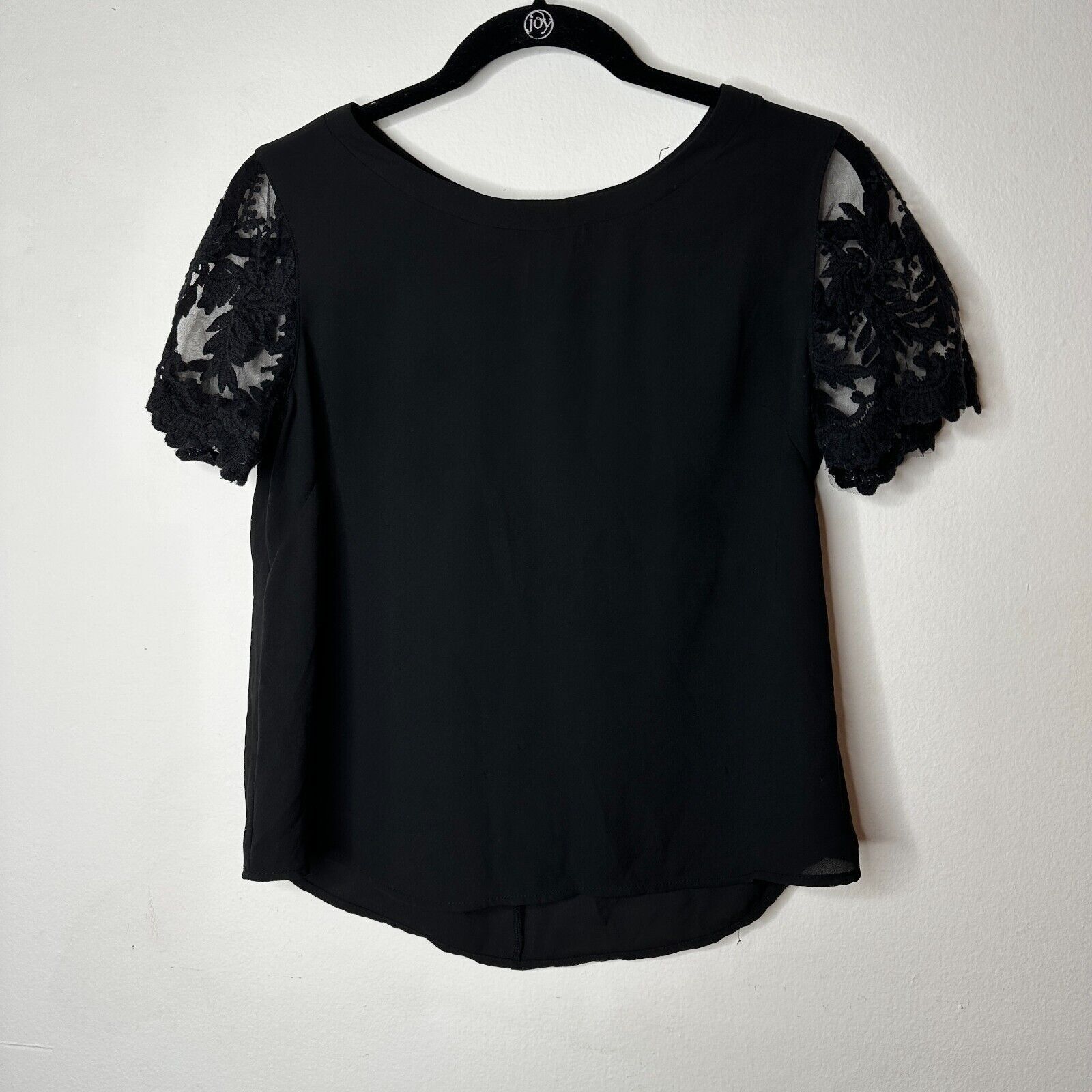 Other Lush Black Sheer Mesh Floral Lace Short Sleeve Keyhole Top M Size M / US 6-8 / IT 42-44 - 2 Thumbnail