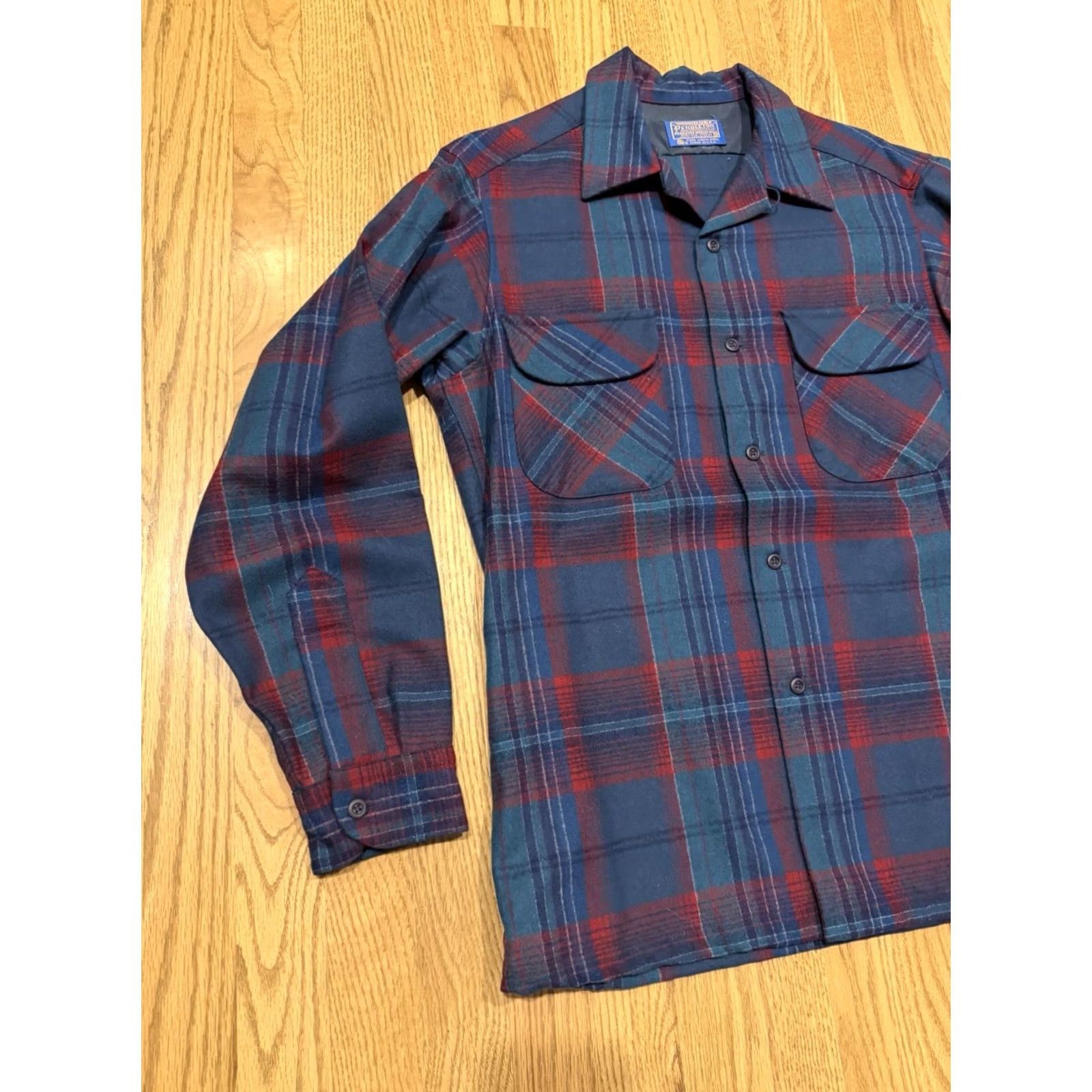 Pendleton VINTAGE Pendleton Board Shirt Men’s Large Wool Flannel Button-Up Long Sleeve Plaid Collared 60s 70s 80s Retro Mens Size US M / EU 48-50 / 2 - 3 Thumbnail