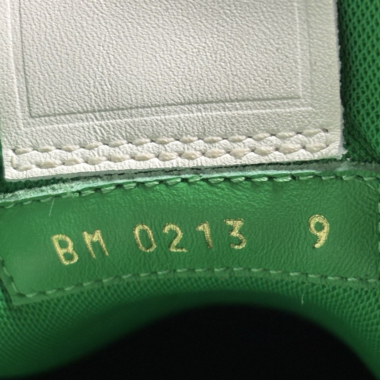 Louis Vuitton Louis Vuitton Trainer ' White Green ' | ONLY WORN 1-3x Size US 10.5 / EU 43-44 - 14 Thumbnail