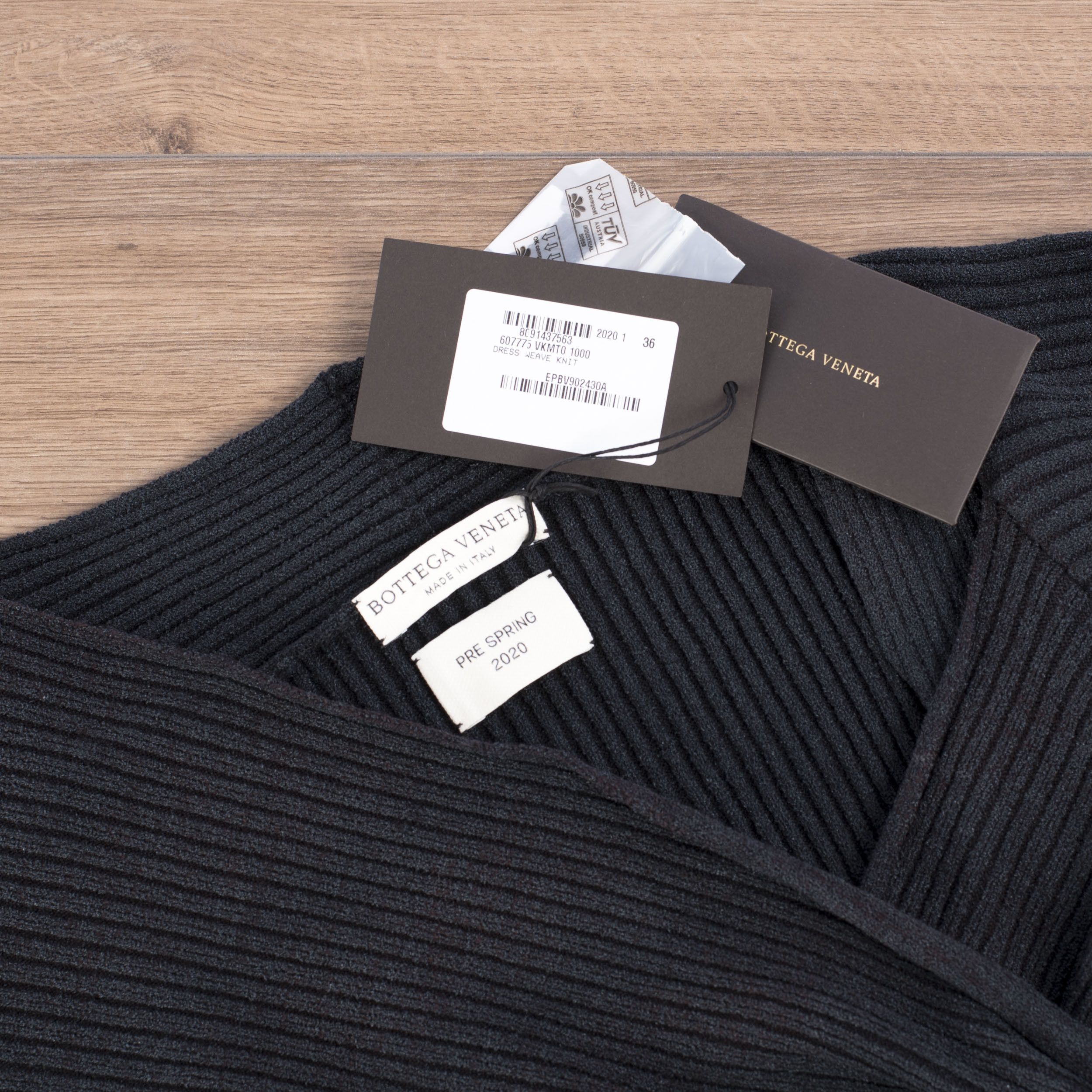 Bottega Veneta Knit Dress With Twisted Neckline In Black Silk & Wool Blend Size XS / US 0-2 / IT 36-38 - 10 Thumbnail