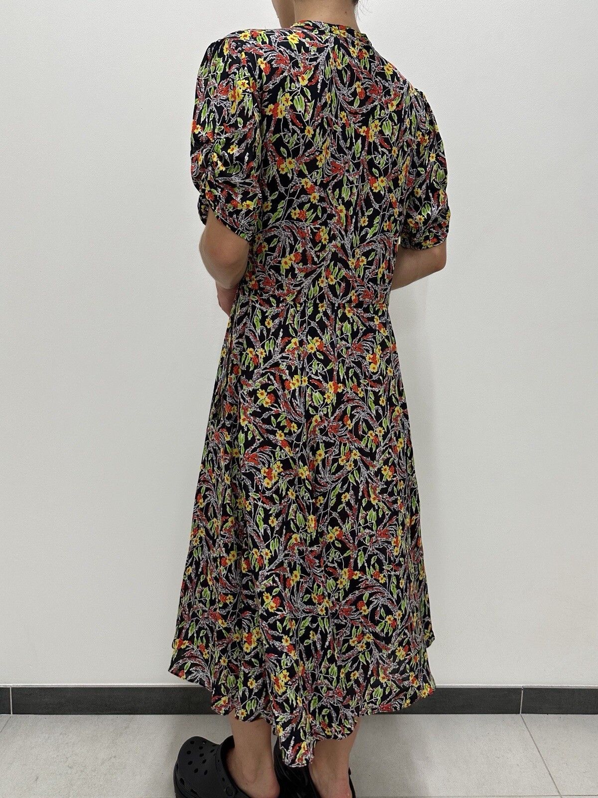 Polo Ralph Lauren Polo Ralph Lauren Silk Viscose Floral Print Dress V-neck Size M / US 6-8 / IT 42-44 - 9 Thumbnail
