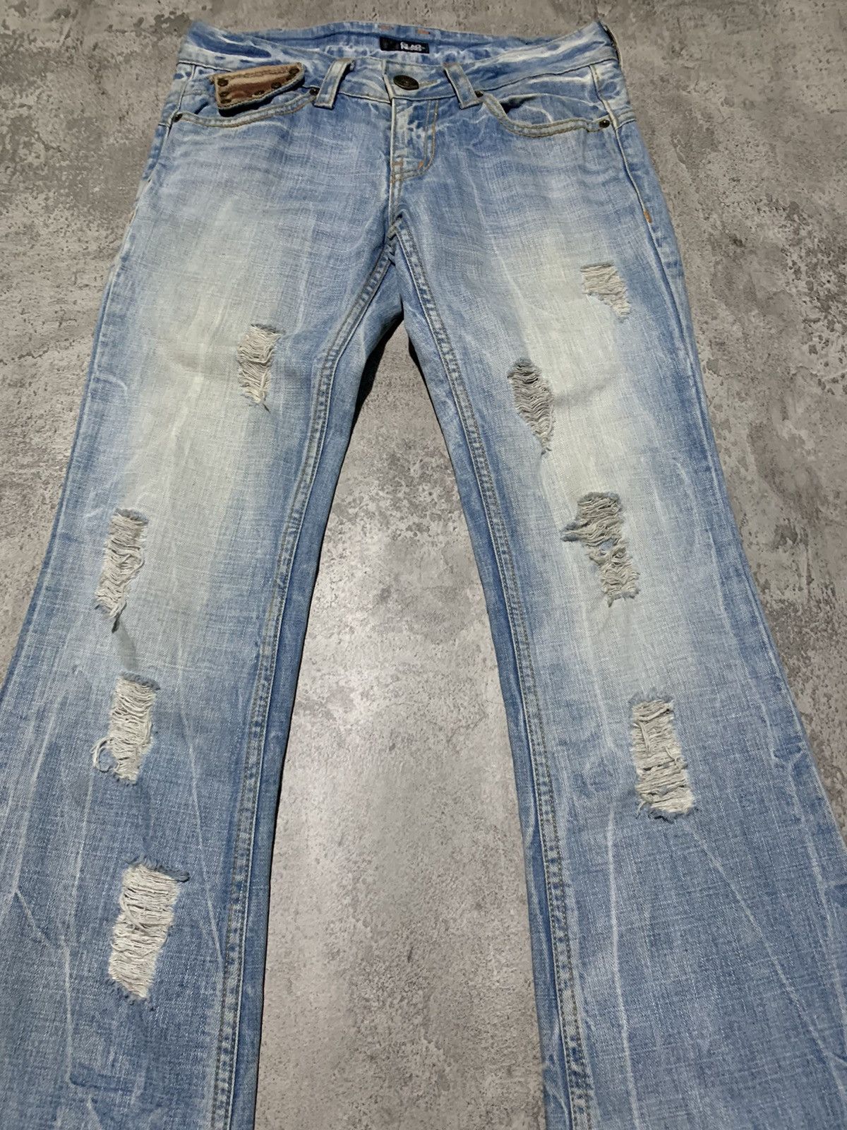 Isamu Katayama Backlash 2000s Glad News cowhide leather pocket ripped flare jeans Size US 29 - 5 Thumbnail