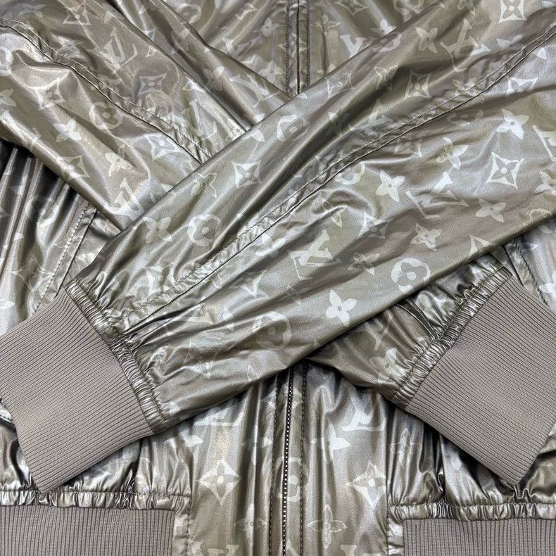Louis Vuitton Louis Vuitton Titanium Empty Silver Full Print Jacket Size XS / US 0-2 / IT 36-38 - 6 Thumbnail