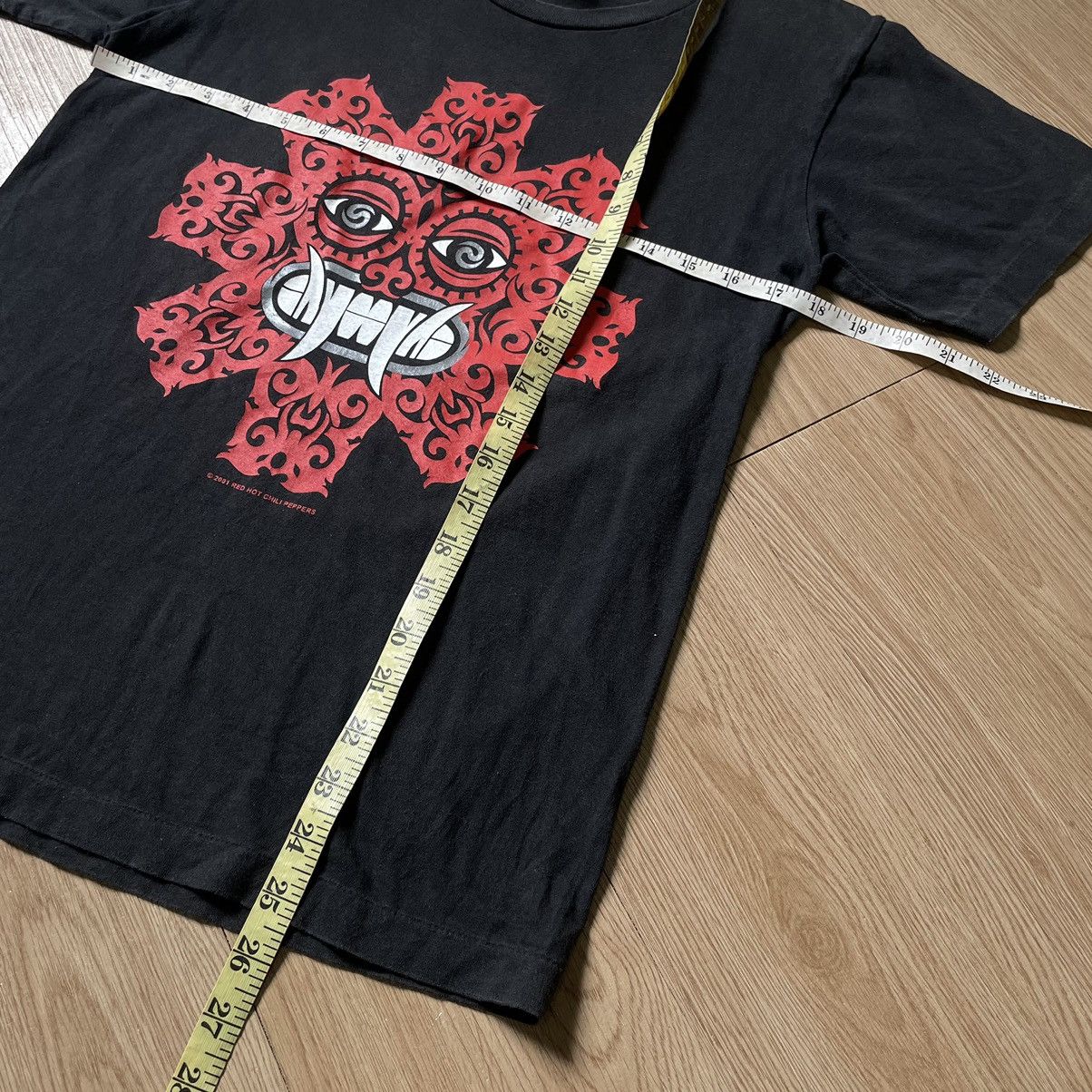 Band Tees Vintage Faded BOOTLEG RED HOT CHILI PEPPERS Red Aztec Tee s Size US S / EU 44-46 / 1 - 10 Thumbnail