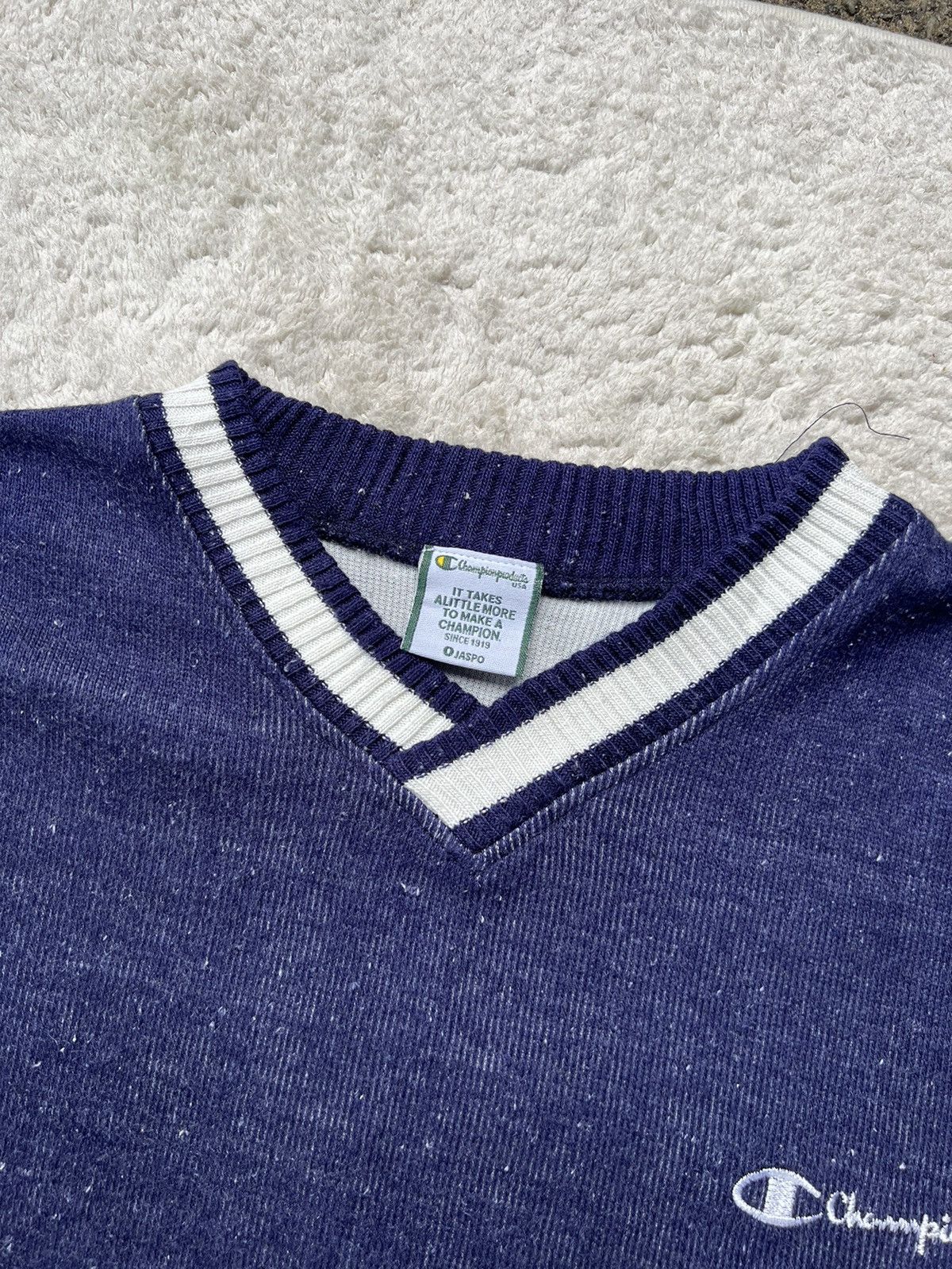 Champion × Vintage Vintage Champion Sweatshirt V-sheap coller Size US L / EU 52-54 / 3 - 8 Thumbnail