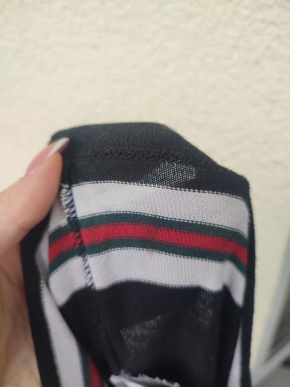 Gucci Gucci luxury web with small g in sleeve blouses Size M / US 6-8 / IT 42-44 - 7 Thumbnail