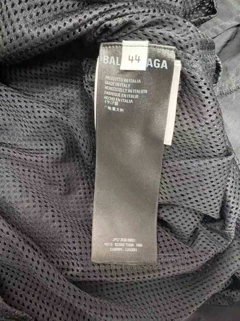 Balenciaga Balenciaga Mastercard Embroidered Letter Logo Zipper Windb Size US S / EU 44-46 / 1 - 4 Thumbnail