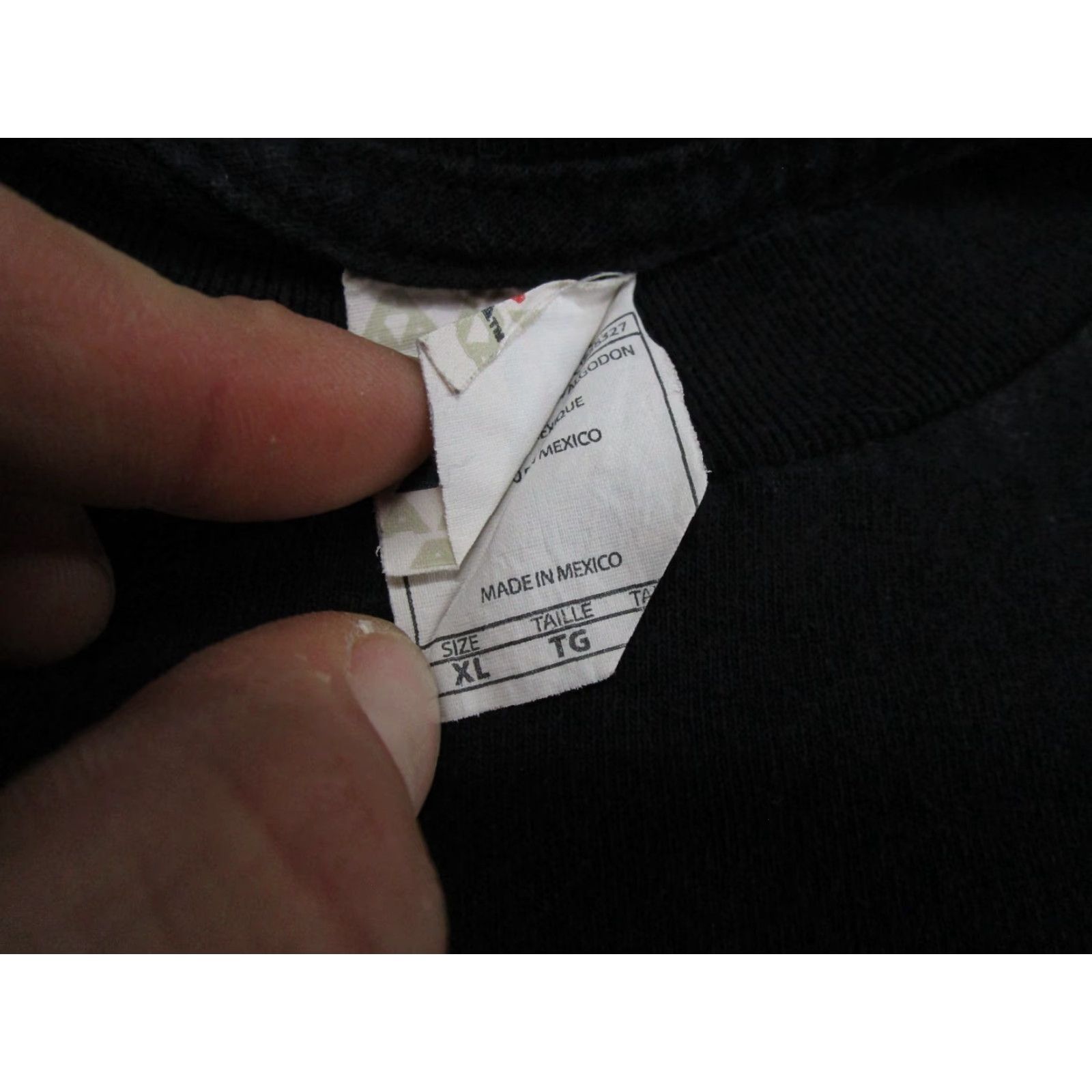 Vintage Wai Kapu Hawaii Sacred Waters Graphic T-Shirt Mens XL Black Alstyle Cotton Crew Neck Short Sleeve Travel Read Size US XL / EU 56 / 4 - 2 Thumbnail