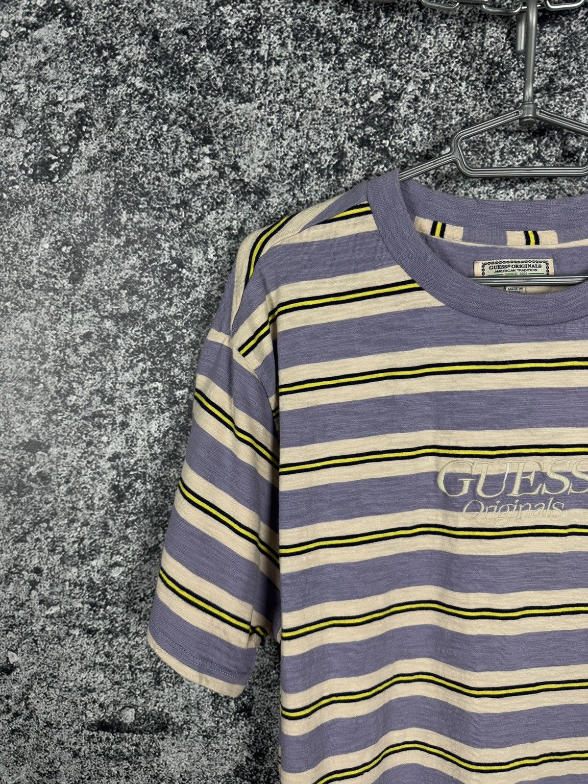 Guess Guess Los Angeles Striped T-Shirt Originals Vintage Size L Size US L / EU 52-54 / 3 - 3 Thumbnail