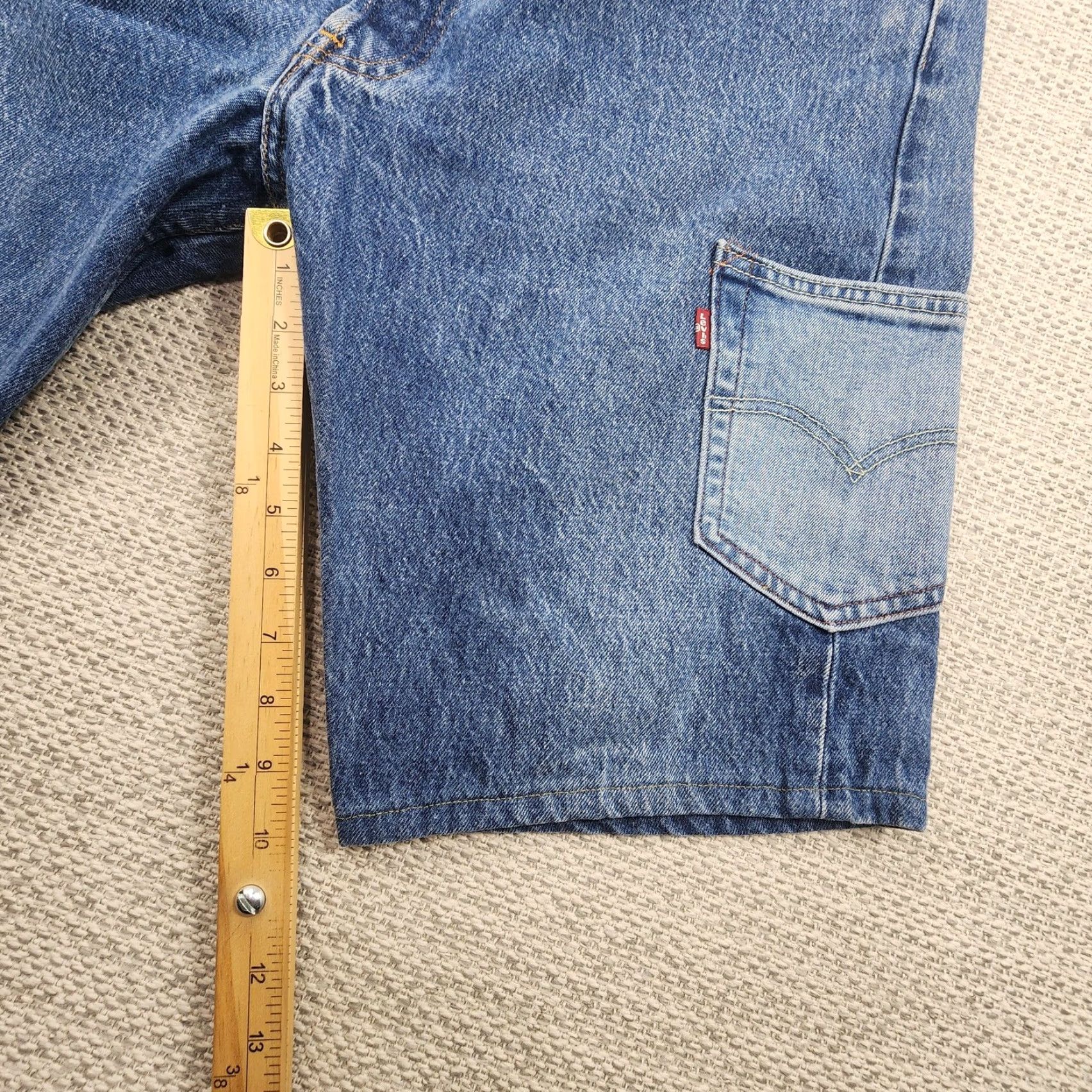 Levi's VINTAGE Levis 501xx Shorts Mens 40 Blue Denim Carpenter Utility Pocket Button Fly 5-Pocket Denim Workwear Summer Casual Mens Size US 40 / EU 56 - 6 Thumbnail
