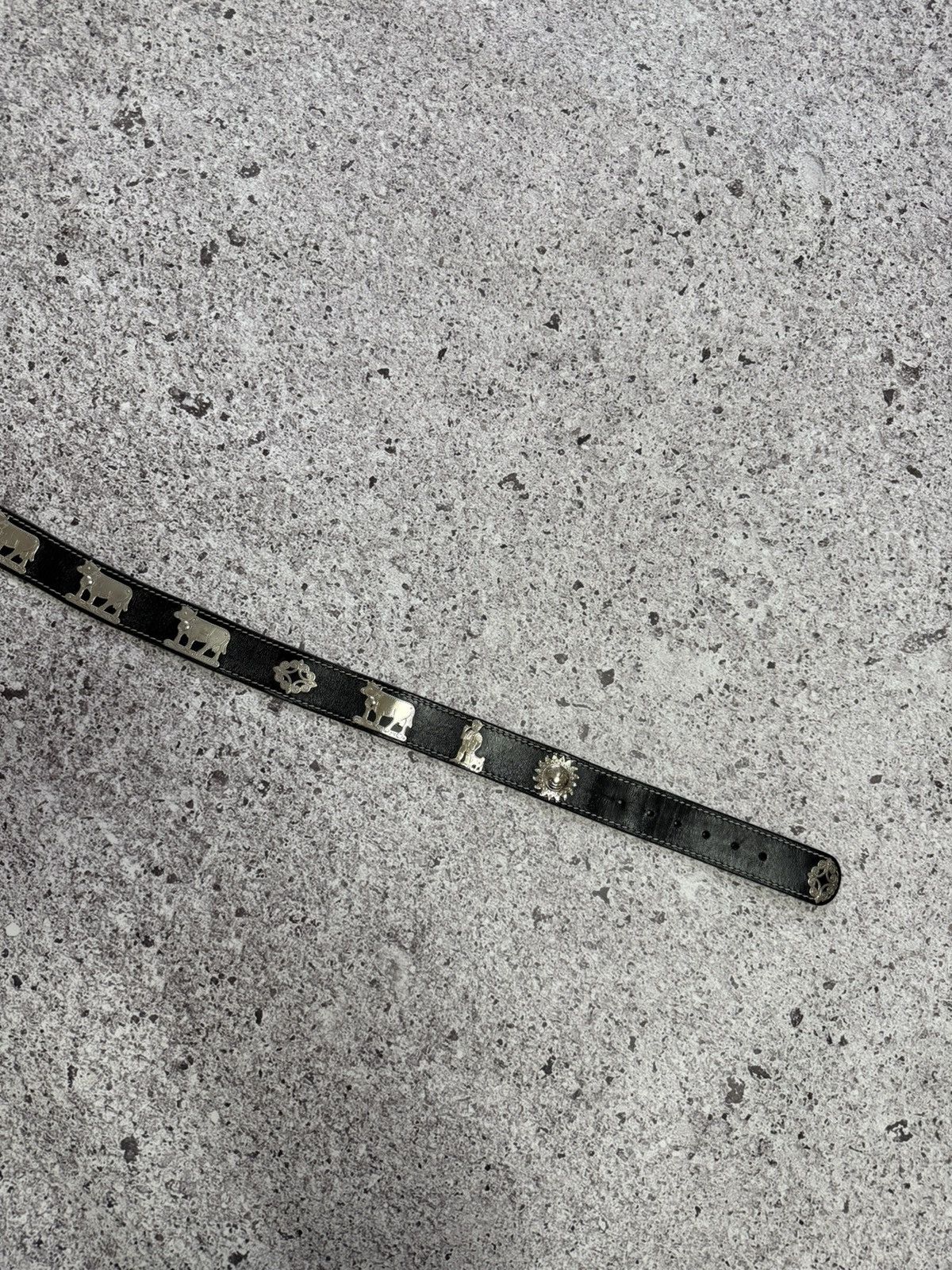 Etro Vintage Luxury Etro Leather Cows Belt Japanese Brand Size ONE SIZE - 18 Thumbnail