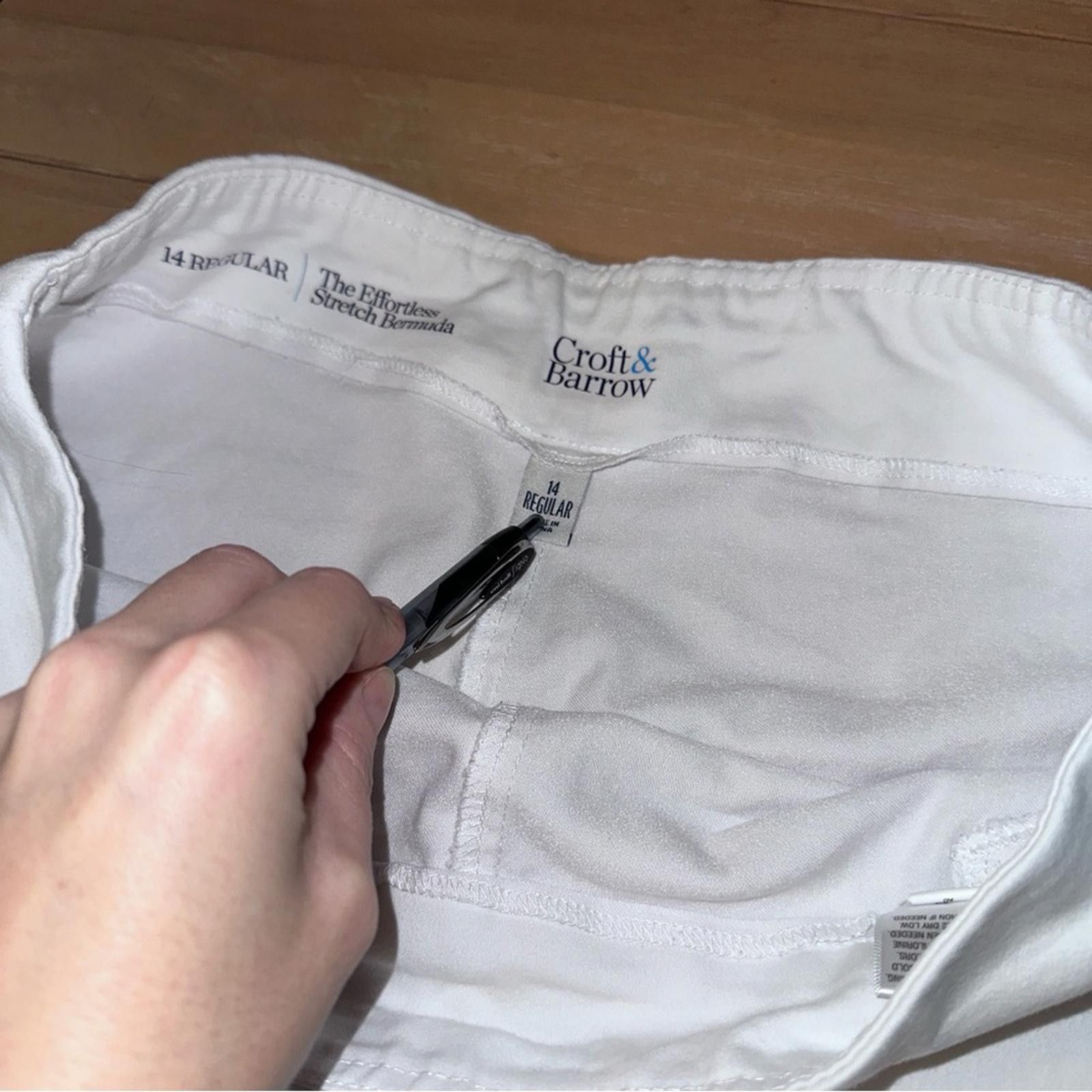 Croft & Barrow Croft & Borrow Bermuda Shorts XL Effortless Stretch White Size 40" / US 18 - 2 Thumbnail