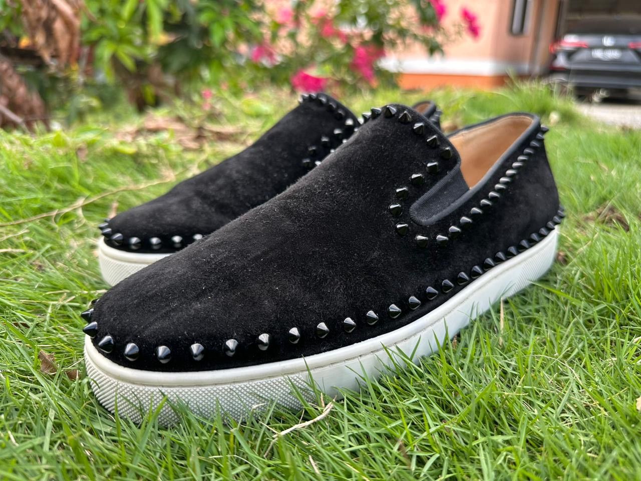Christian Louboutin Authentic Christian Loboutin Pik Boat Flat Veau Velours/GG Size US 9 / EU 42 - 2 Thumbnail