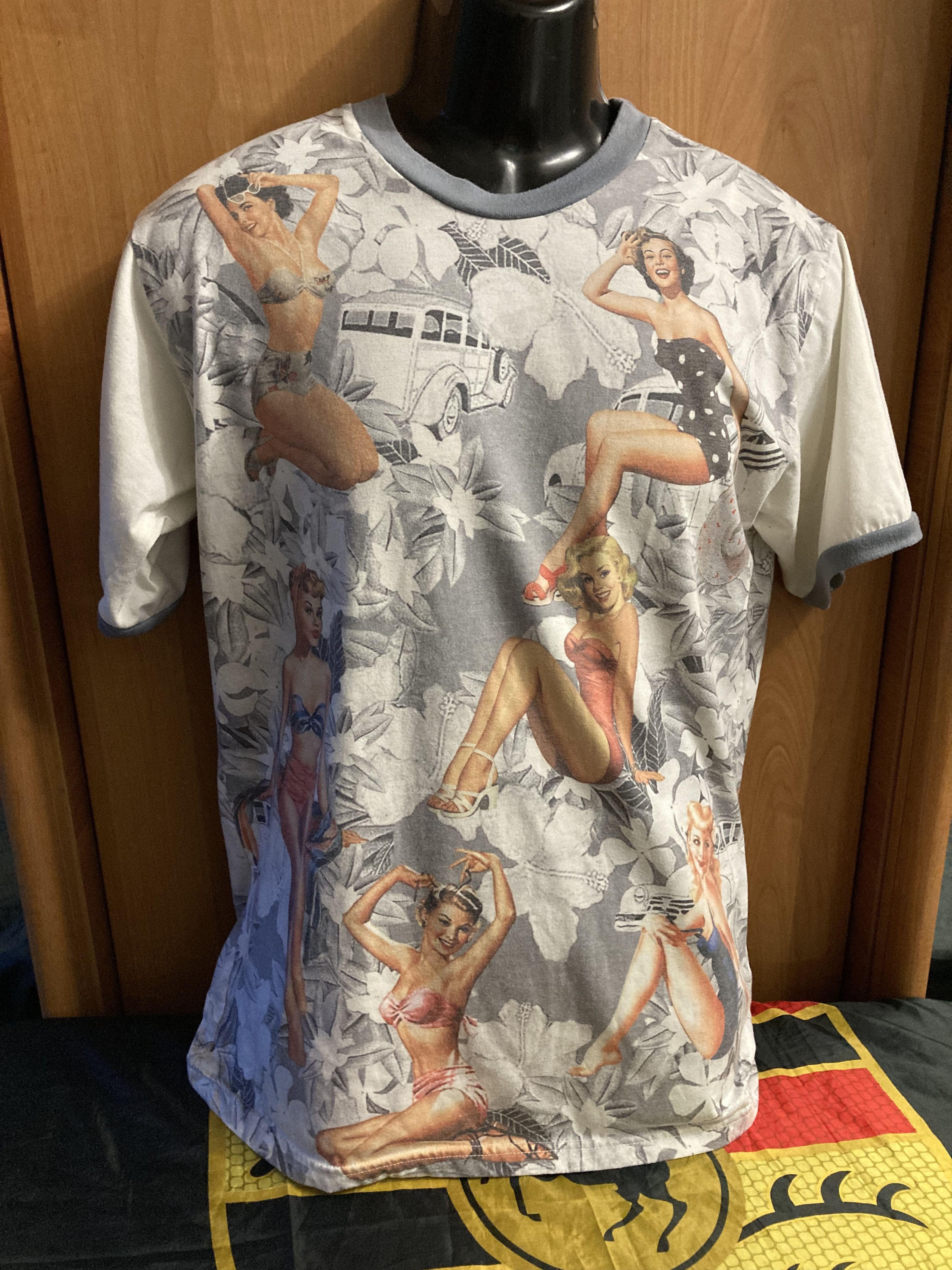Japanese Brand × Vintage Masque & 17:09 Pin-Up Retro Pattern 3D Shirt Size US M / EU 48-50 / 2 - 1 Thumbnail
