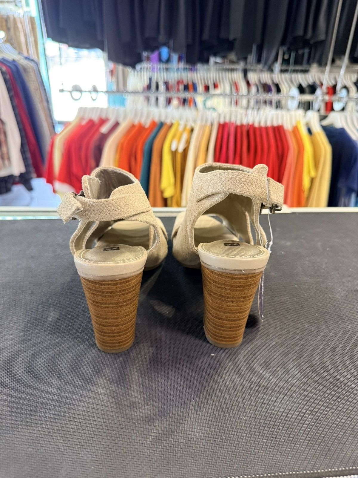 White Mountaineering White Mountain District Beige Heel Sandals Size US 7.5 / IT 37.5 - 4 Thumbnail