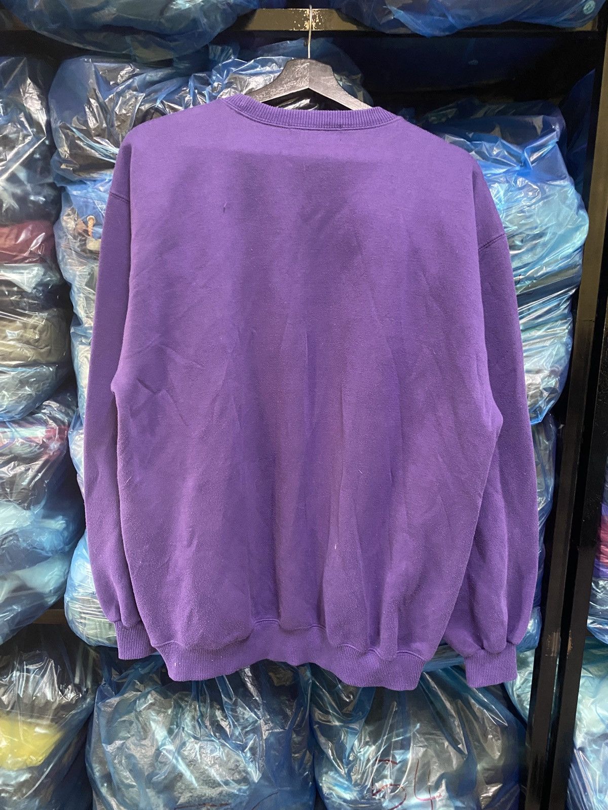Vintage Vintage Silvio Valentino Italy Purple Graphic Sweatshirt Size US L / EU 52-54 / 3 - 5 Thumbnail