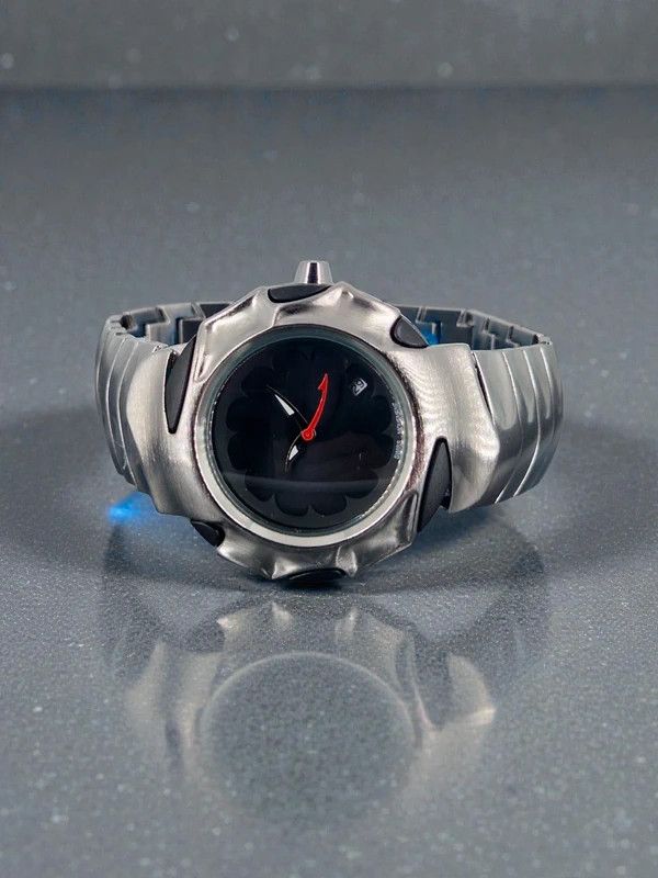 Y2K Retro Stainless Steel Blade Style Watch Black Dial