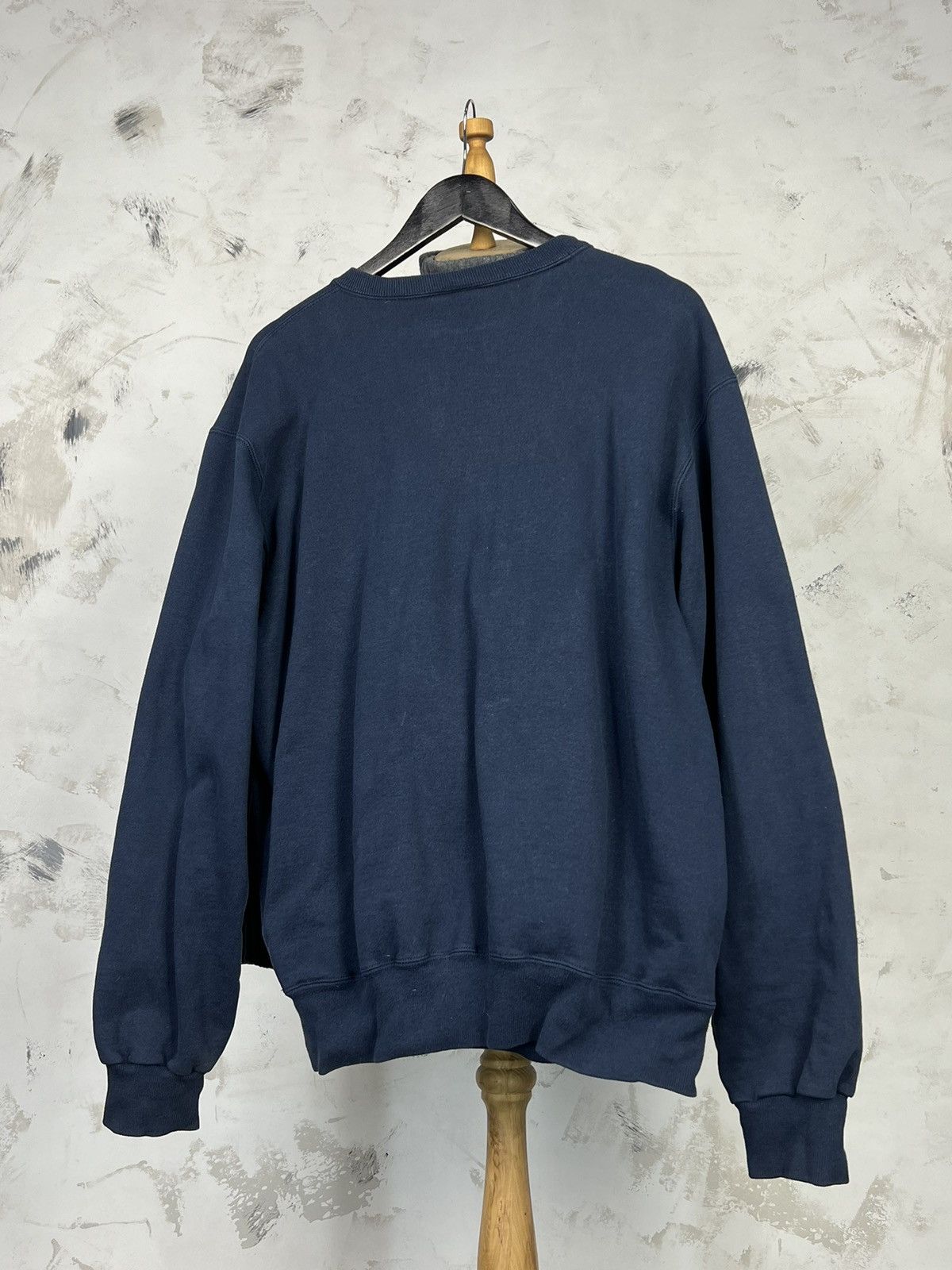 Champion Vintage Champion Crewneck Sweatshirt Size L - XL Size US XL / EU 56 / 4 - 4 Thumbnail