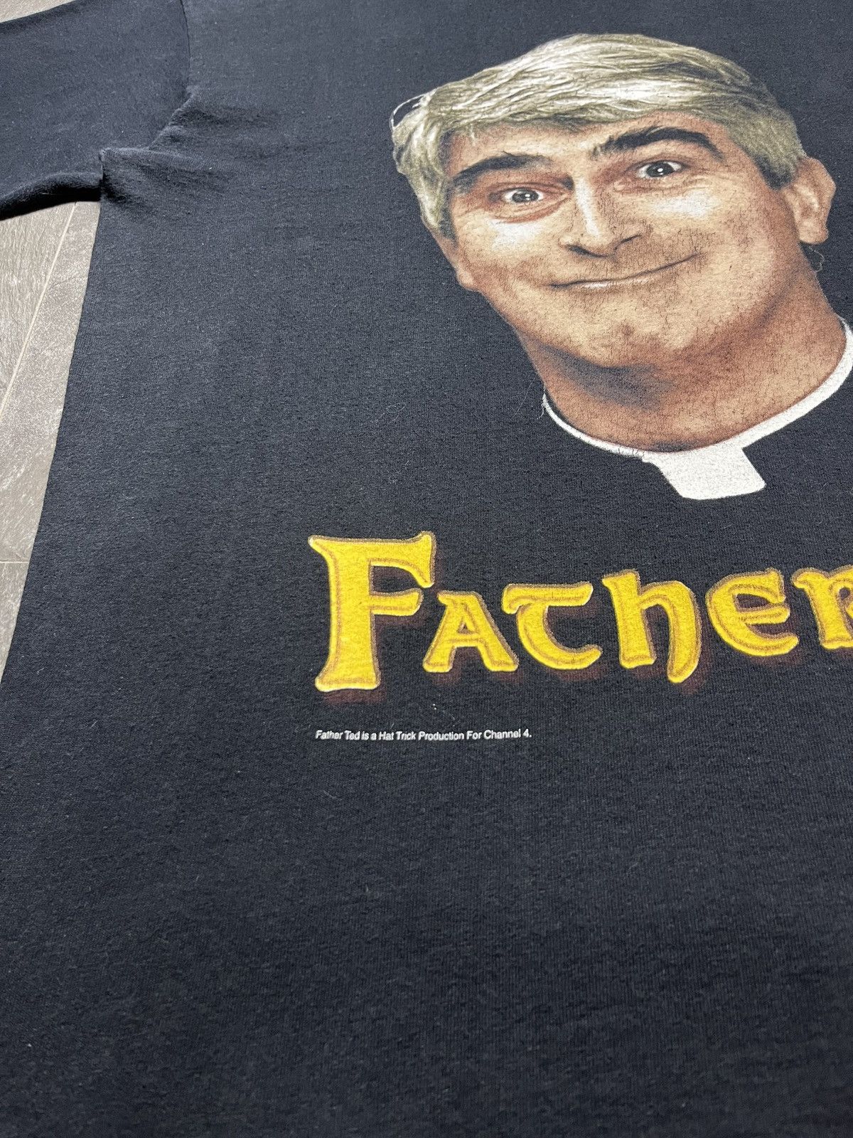 Vintage Vintage Father Ted 90s TV Series Humor USA T Shirt Size US L / EU 52-54 / 3 - 2 Thumbnail