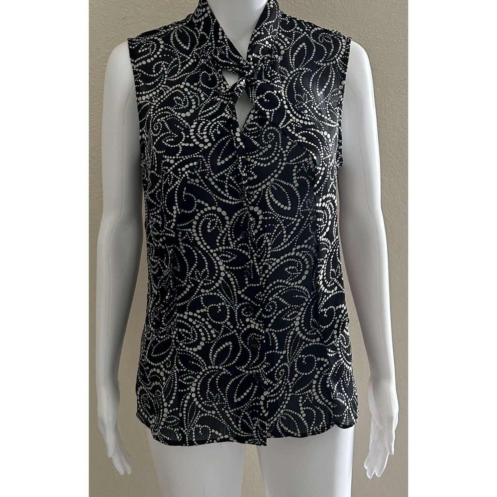 Other Tahari | Women's Career V-Neck Button Down Blouse | Medium Size M / US 6-8 / IT 42-44 - 1 Thumbnail