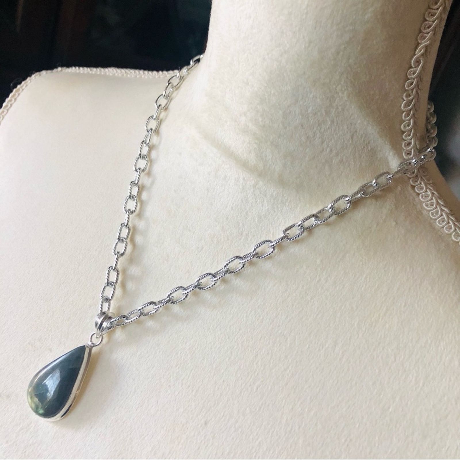 Handmade Handcrafted genuine labradorite raindrop 925 necklace Size ONE SIZE - 8 Thumbnail