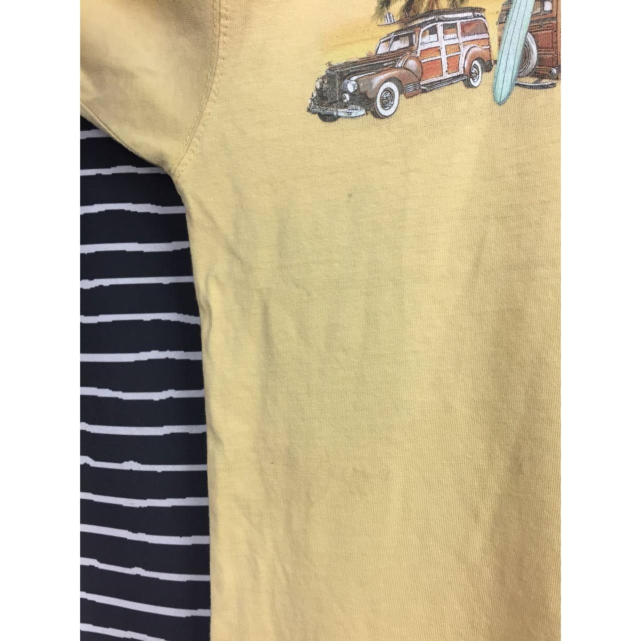 Vintage Newport Blue Vintage Classic Cars On Beach Graphic Tee Size US M / EU 48-50 / 2 - 5 Thumbnail