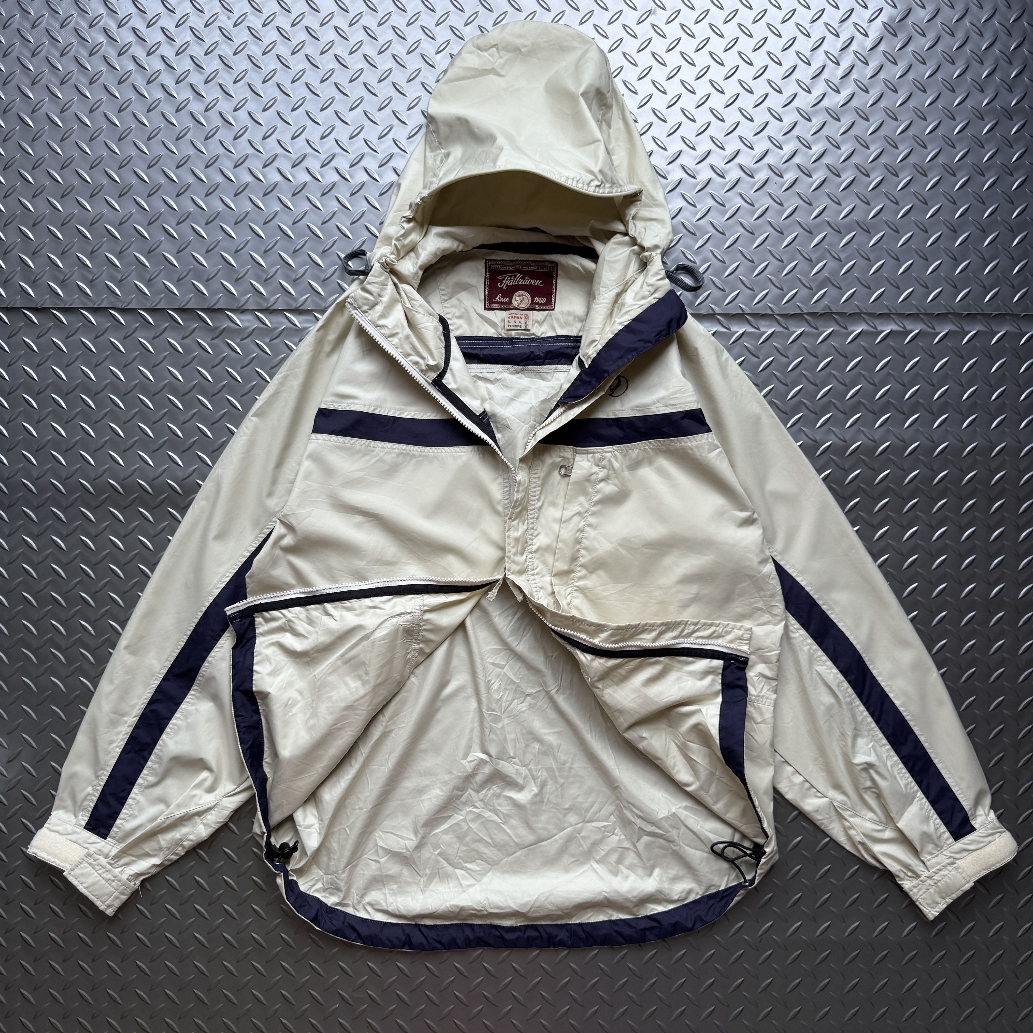 Fjallraven Vintage Fjällräven Packable Hooded Windbreaker Jacket Size US M / EU 48-50 / 2 - 5 Thumbnail