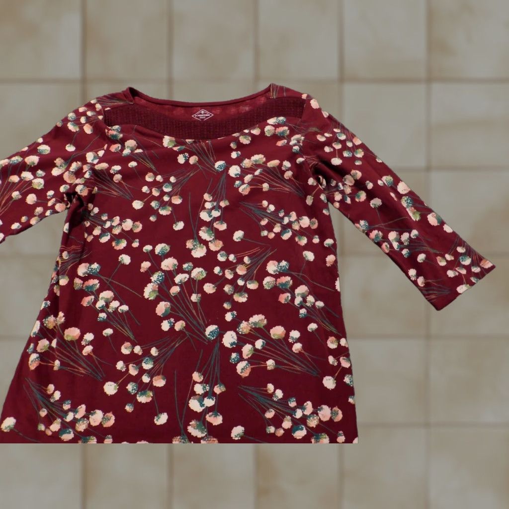Vintage St.Johns Bay Blouse Womens Medium Red Floral Button Collared Pullover Cotton Rayon Stretch Casual Shirt Regular M Womens Size M / US 6-8 / IT 42-44 - 1 Thumbnail