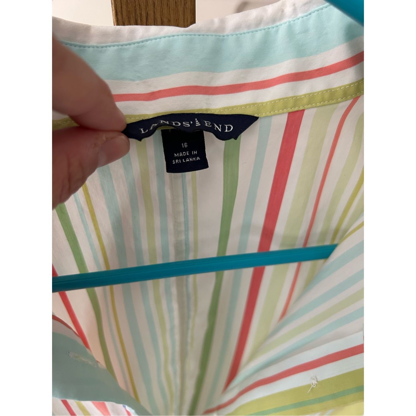 Other Lands’ End Women’s Striped Classic Button Down Shirt. Size Size XXL / US 16-18 / IT 52-54 - 2 Thumbnail