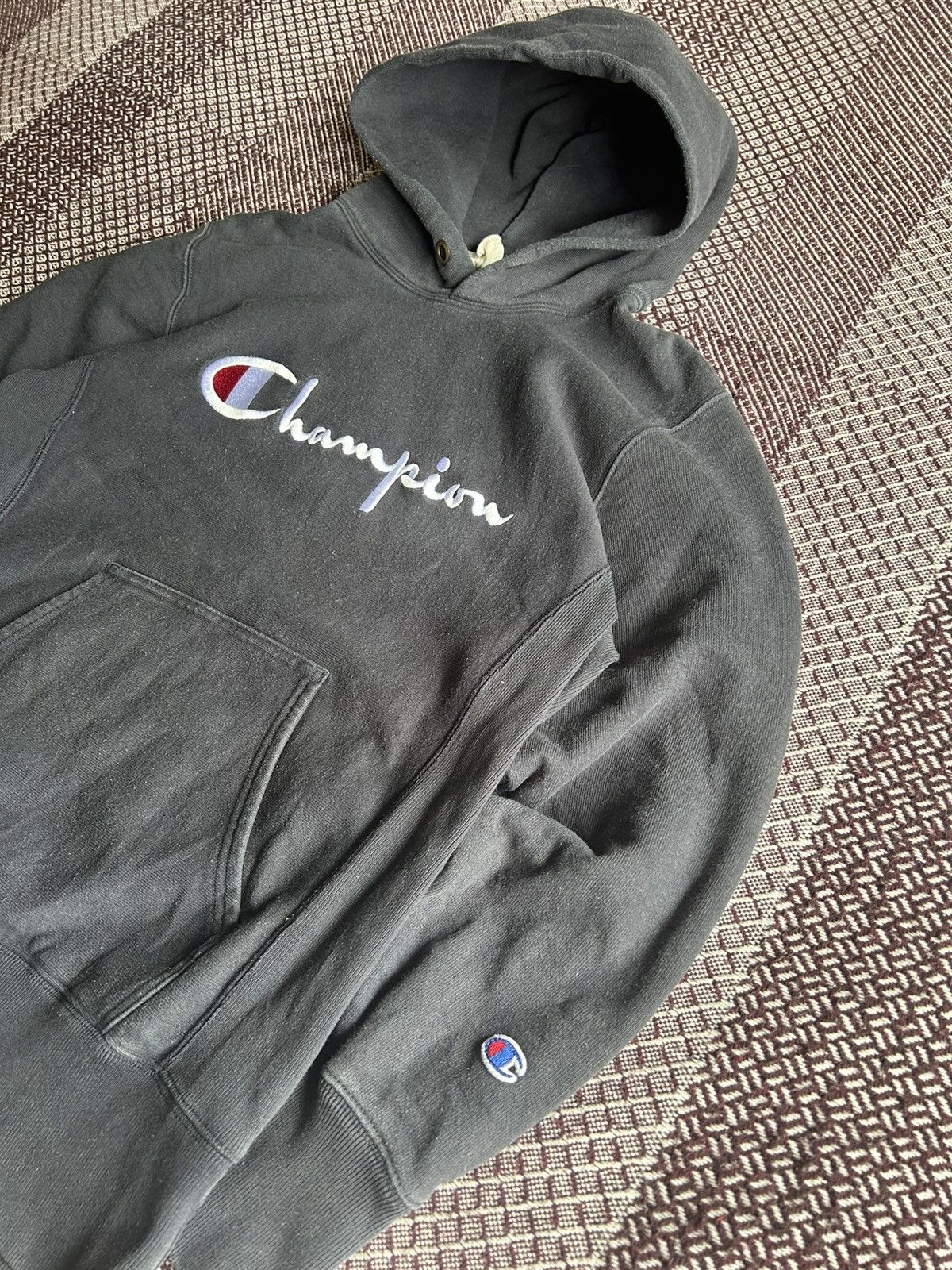 Vintage Vintage Champion Big Logo Streetwear Heavy Hoodie Size M Size M / US 6-8 / IT 42-44 - 4 Thumbnail