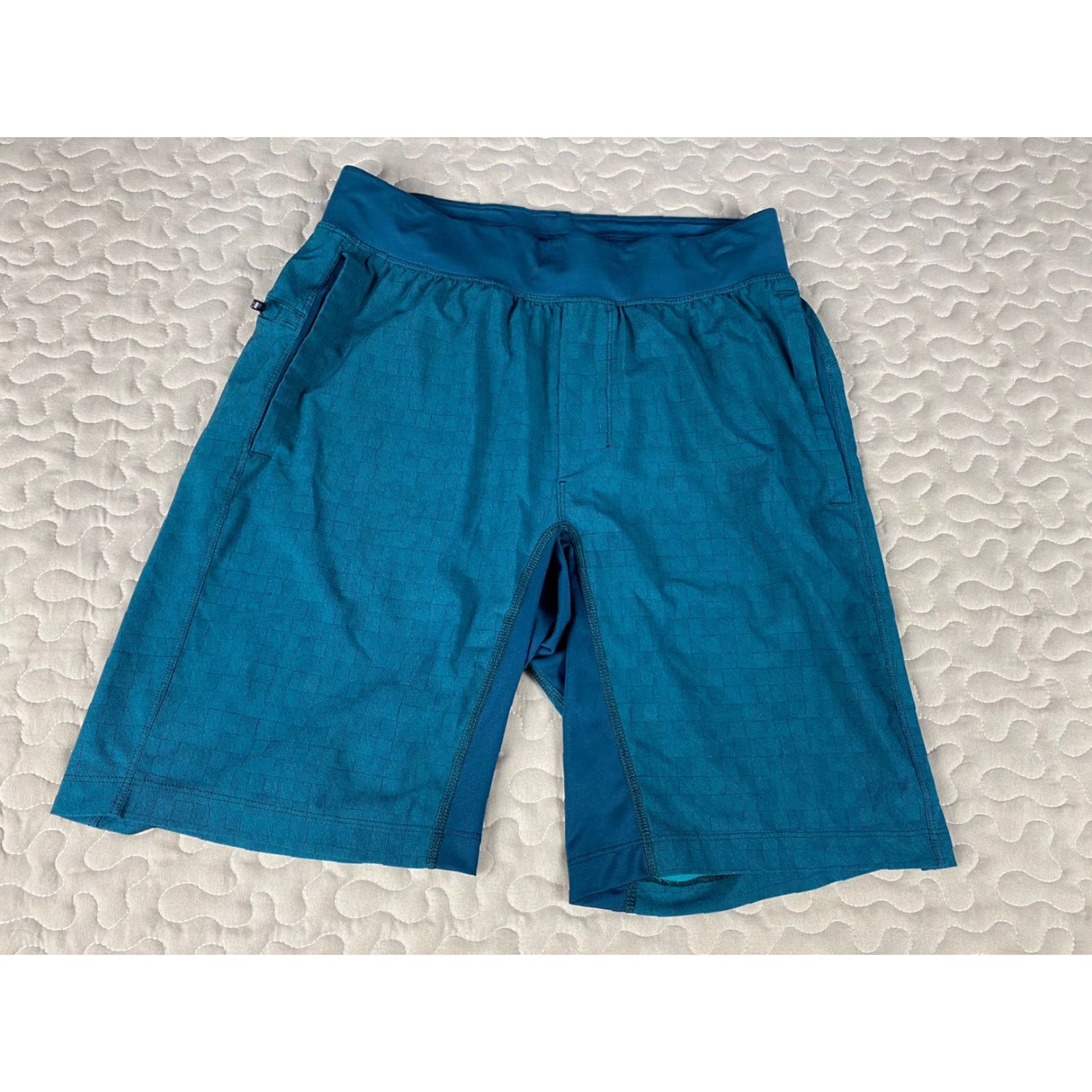 Lululemon Lululemon Athletic Shorts 10" Green Mens M Gym Training Workout Athletic Size US 31 - 2 Thumbnail