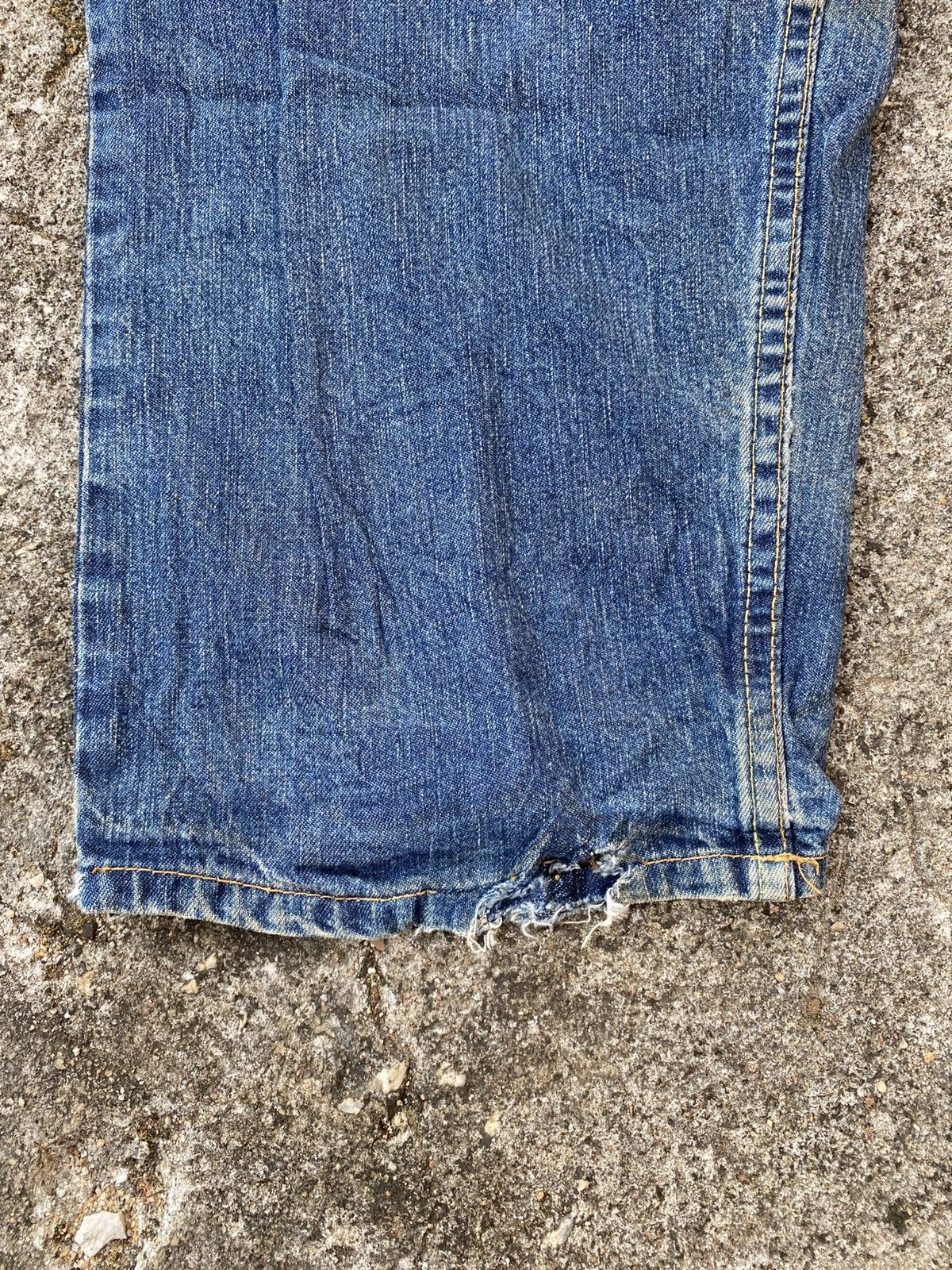 MasterPiece Masterpiece Size US 36 / EU 52 - 5 Thumbnail