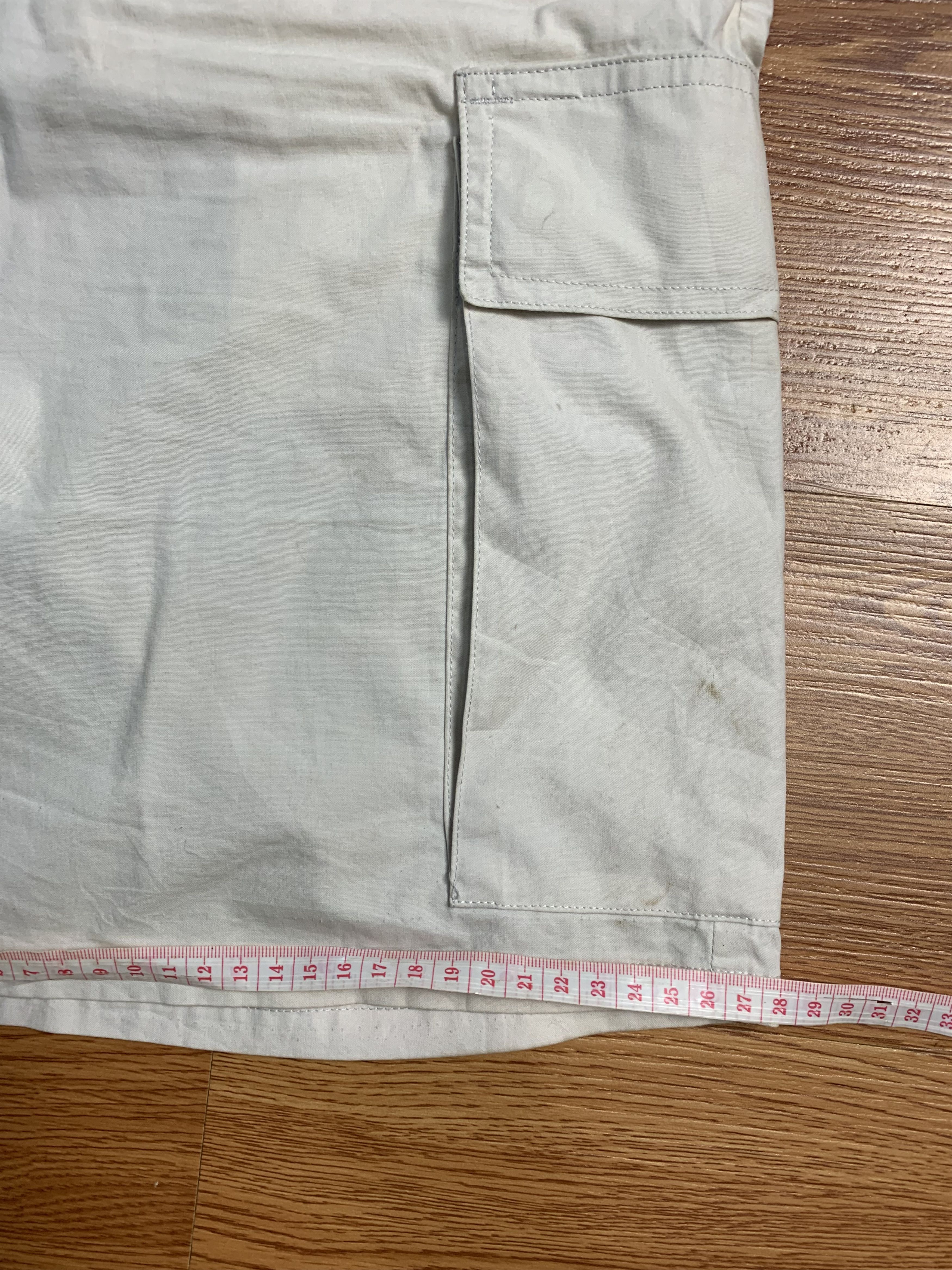 Helmut Lang Helmut Lang 1998 Singel Pocket Cargo Short Size US 34 / EU 50 - 11 Thumbnail