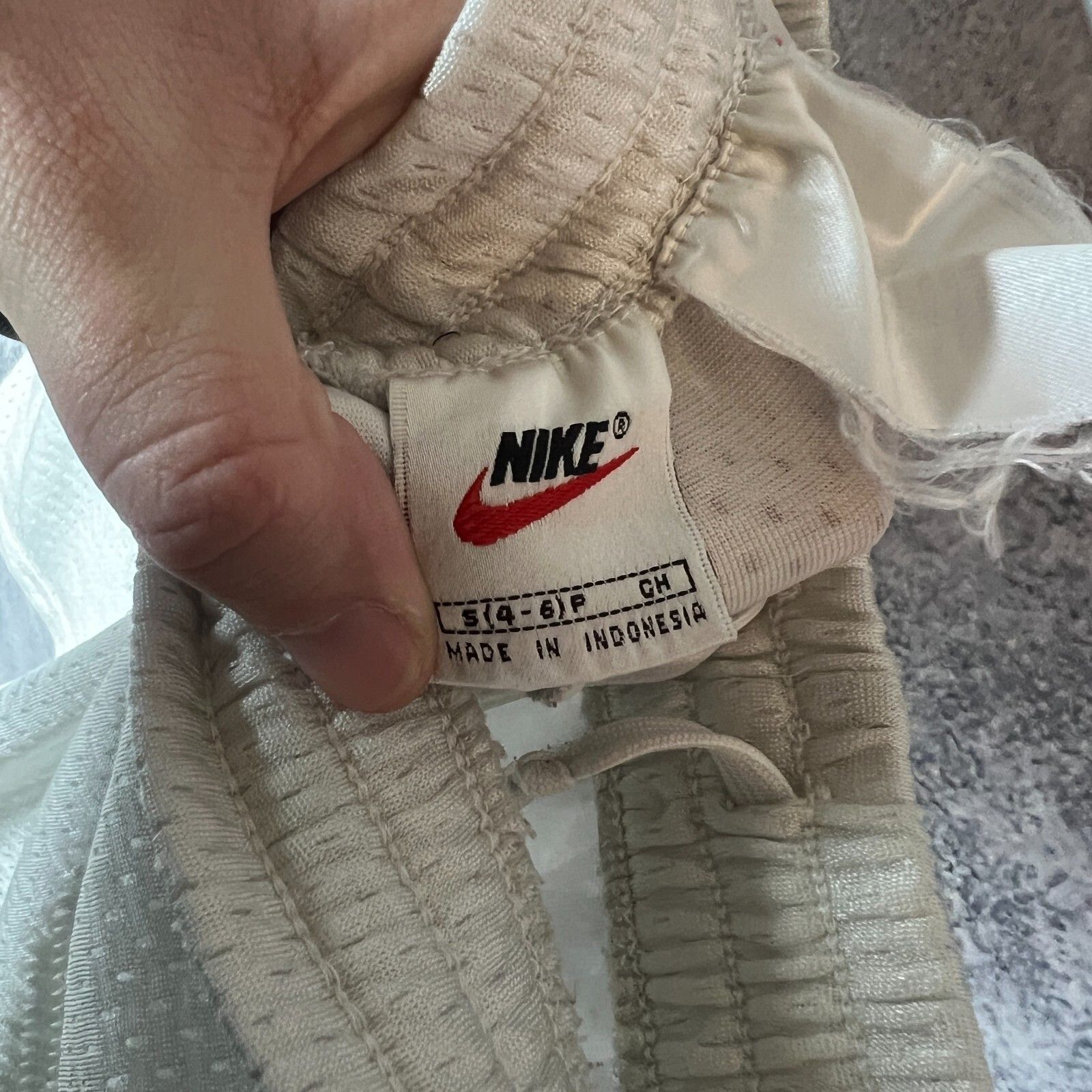 Nike Nike Vintage Shorts Men's Size S White ` Size US 30 / EU 46 - 2 Thumbnail