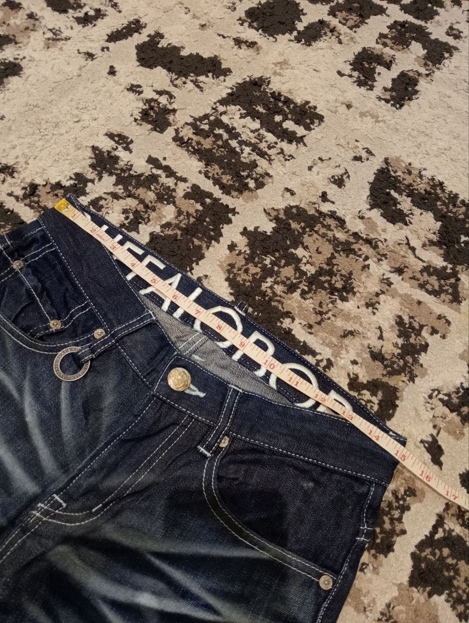BUFFALO BOBS Vintage Buffalo Bobs Half Dollar Distressed Jeans Size US 30 / EU 46 - 13 Thumbnail