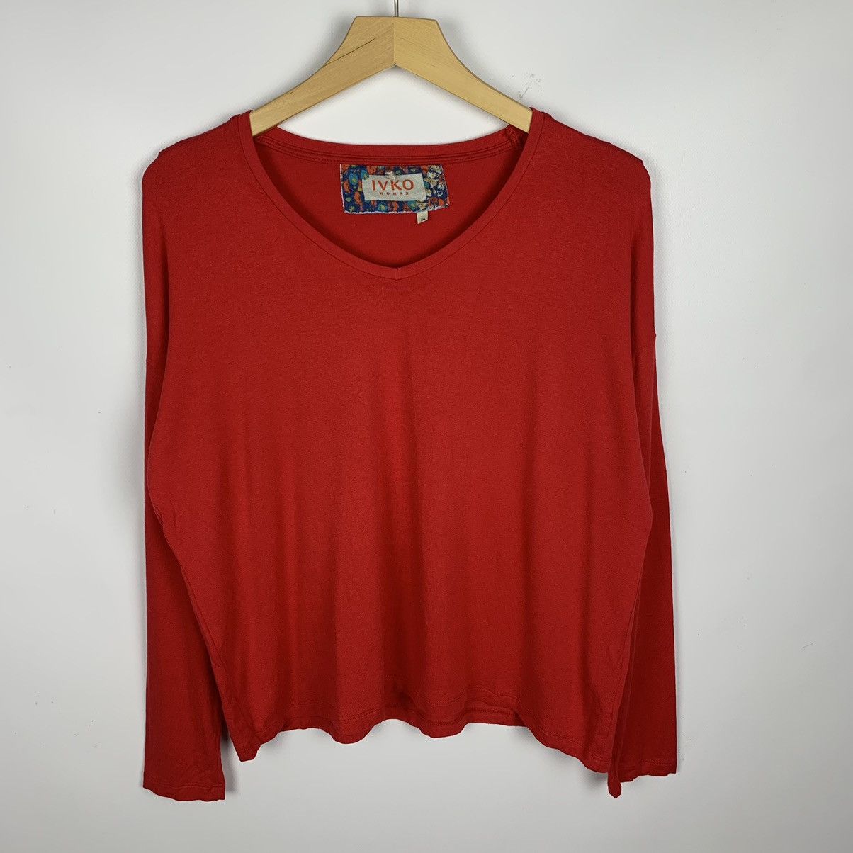 Other Ivko Woman V-Neck Long Sleeve T-Shirt Red Size 36 Luxury Size XS / US 0-2 / IT 36-38 - 8 Thumbnail