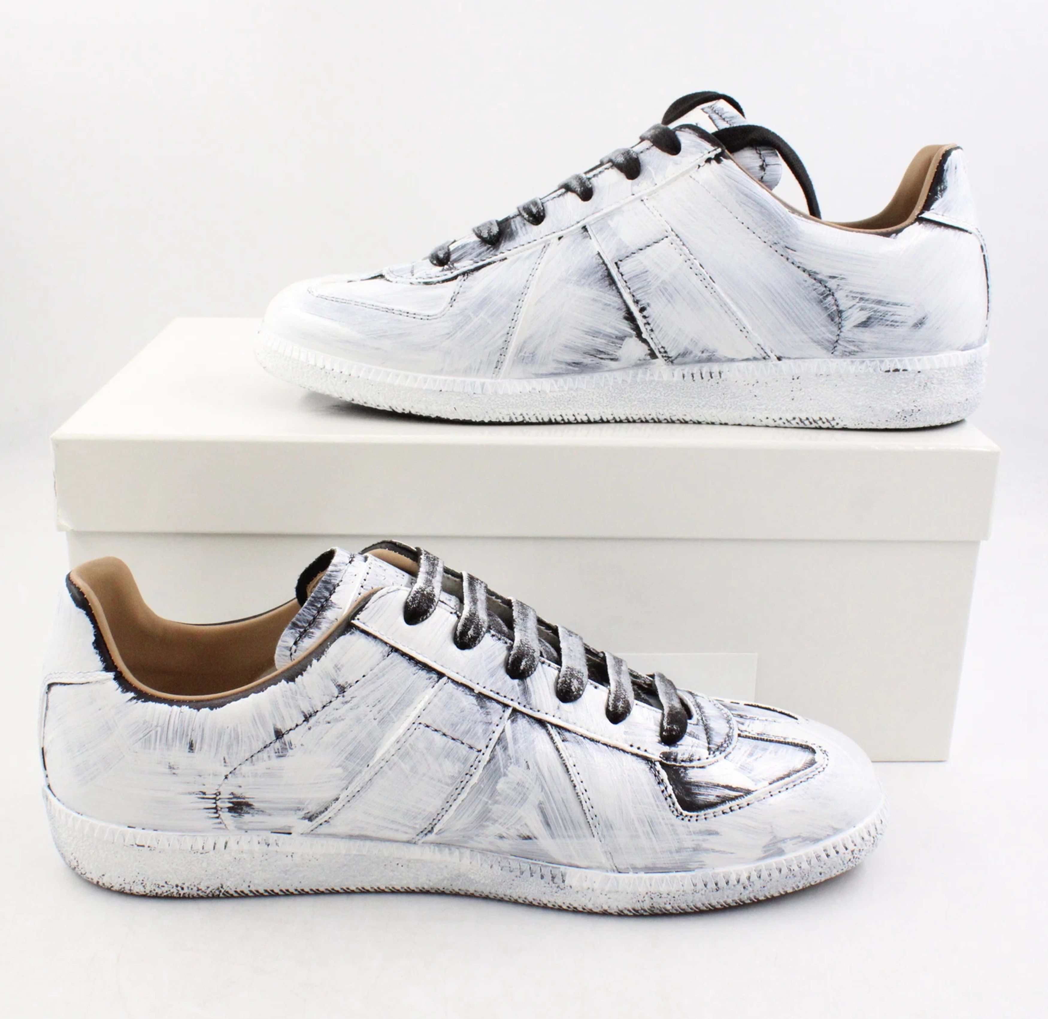Maison Margiela Maison Margiela Low-Top Sneakers Size US 9 / EU 42 - 1 Thumbnail