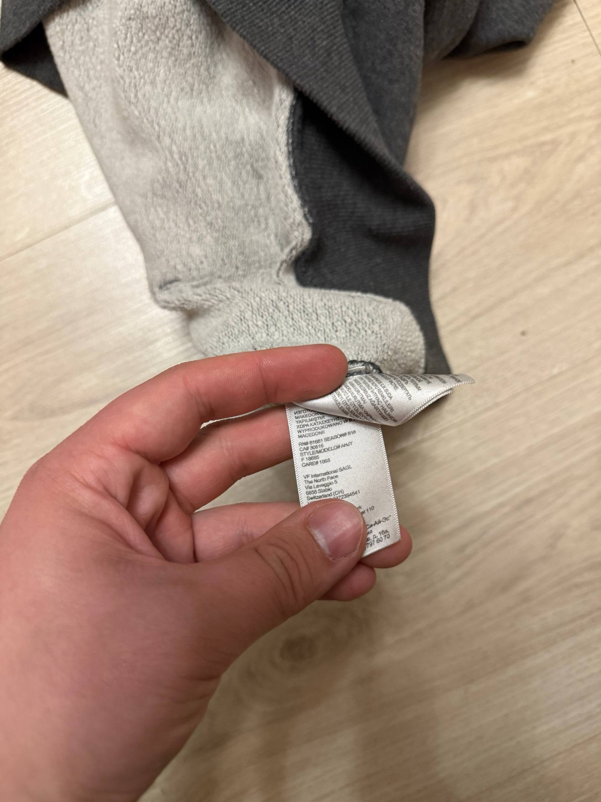 The North Face The North Face Sweatshirt Gray Pullover Hoodie Sweatshirt Size US XL / EU 56 / 4 - 8 Thumbnail