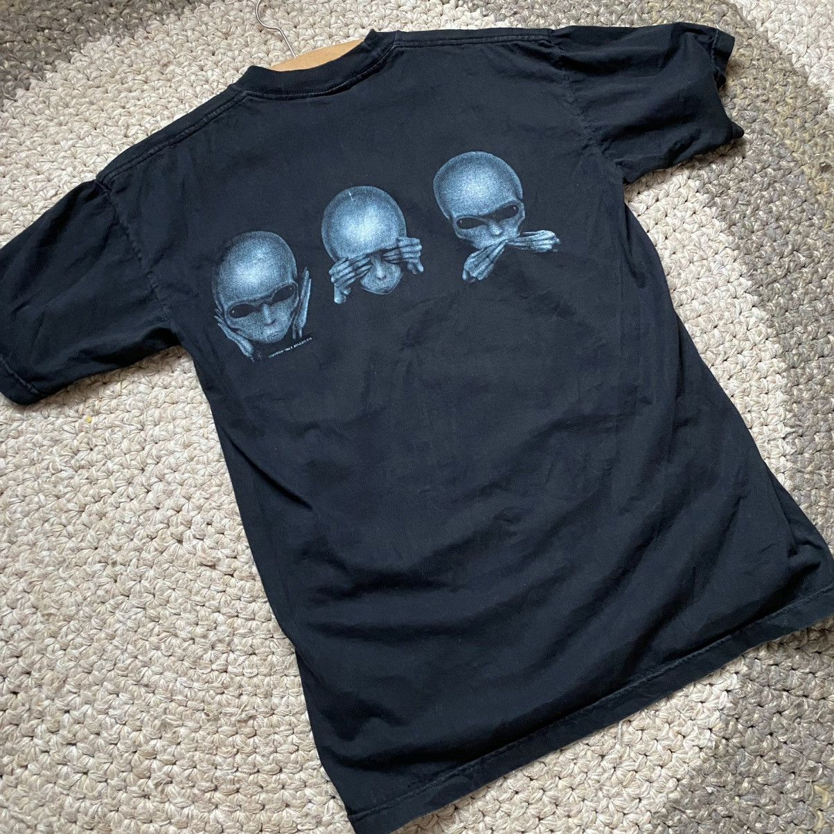 Alien Workshop Vintage 1996 Alien Workshop Alienated Black Tee Shirt XL Size US L / EU 52-54 / 3 - 3 Thumbnail
