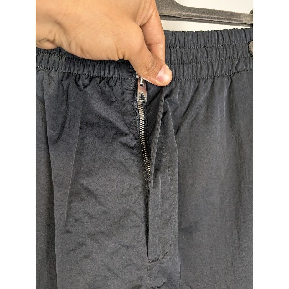 Bottega Veneta o1rshd1 Trousers Tech Nylon in Dark Navy Size US 30 / EU 46 - 8 Thumbnail
