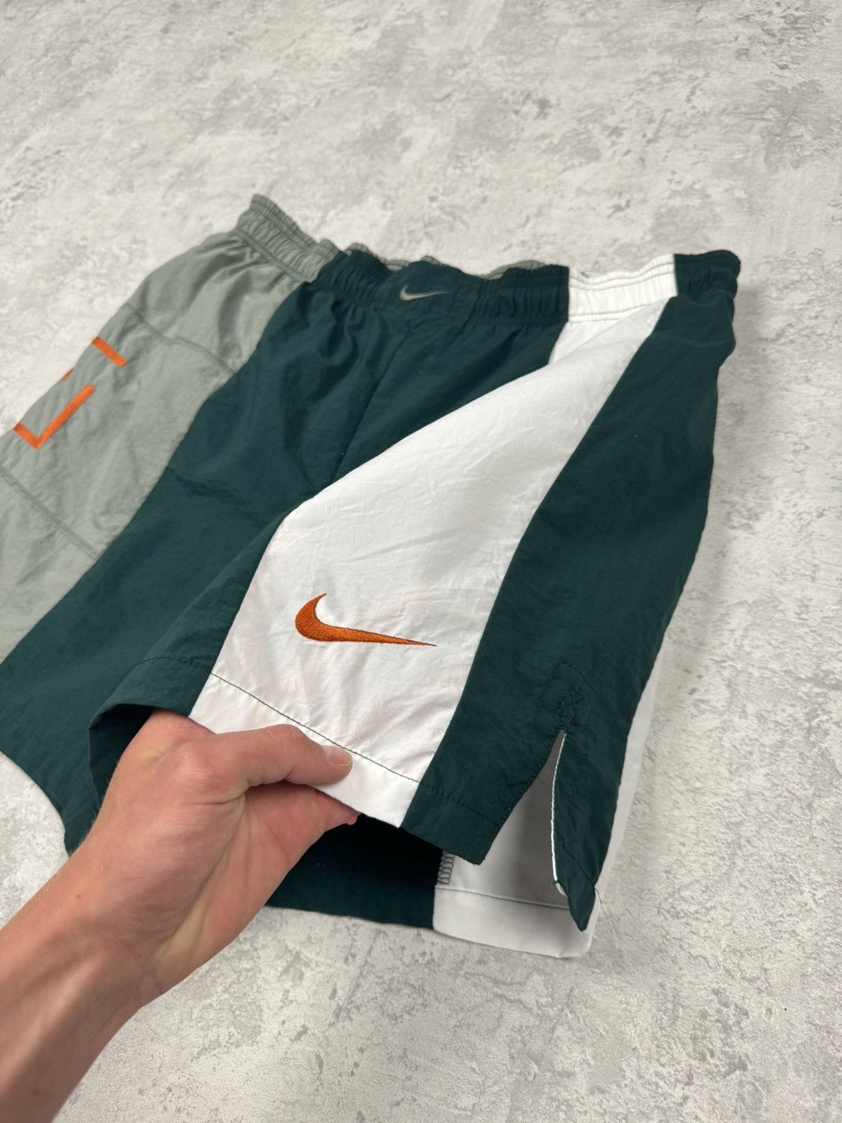 Nike Vintage Nike Y2K Shorts Size M Size US 31 - 2 Thumbnail