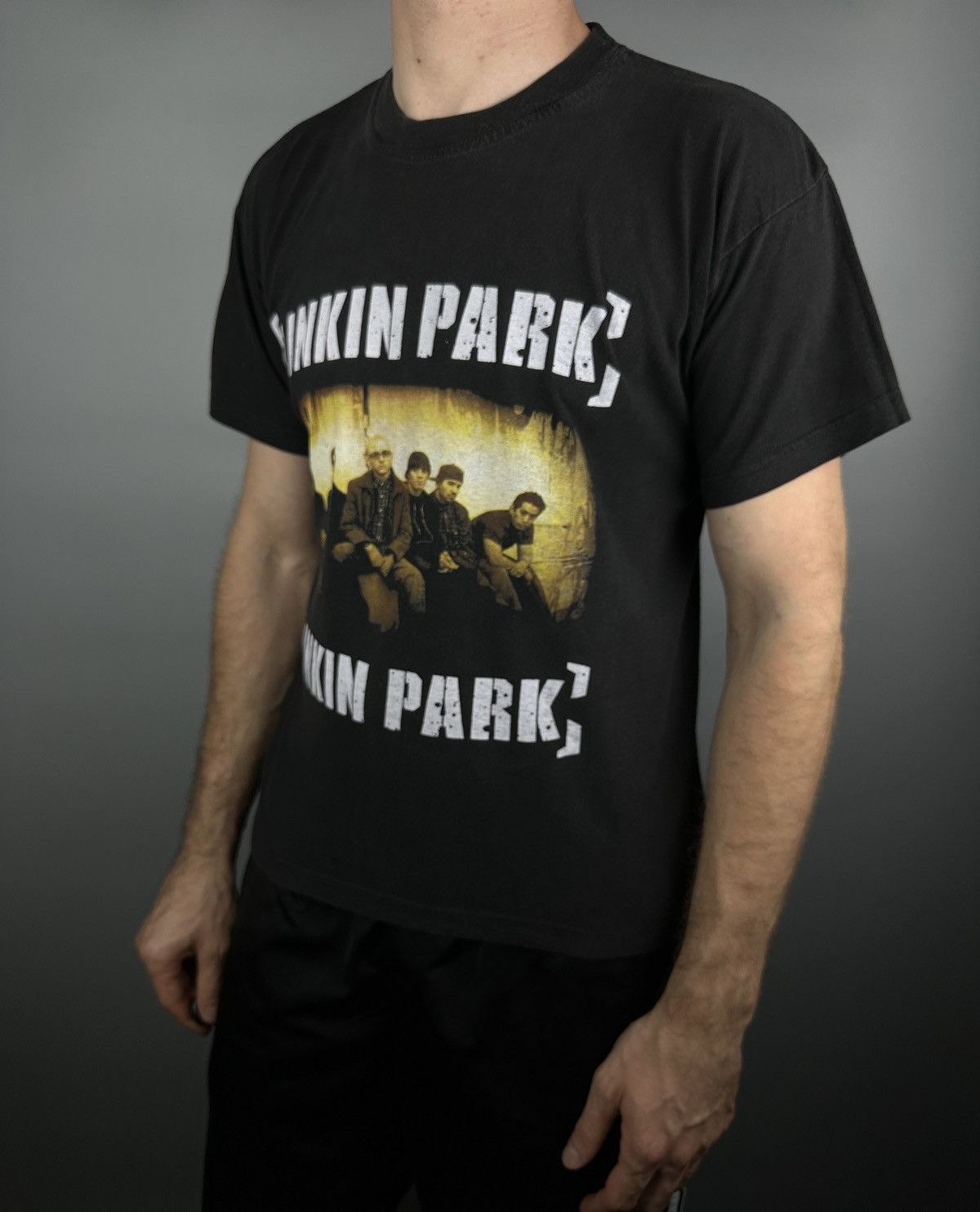 Band Tees Vintage Linkin Park Rock Band Graphic T Shirt Tee Y2K Size US M / EU 48-50 / 2 - 11 Thumbnail